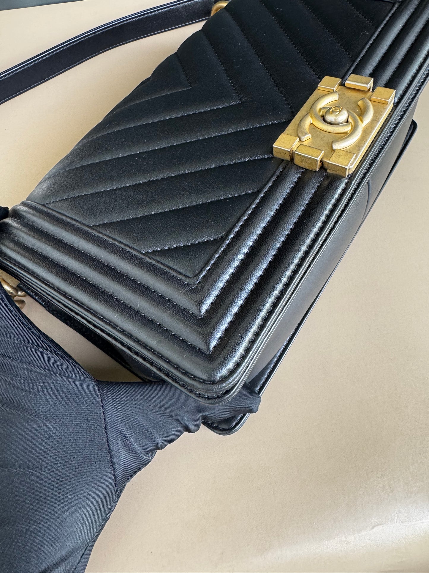 CHANEL LE BOY OLD MEDIUM CHEVRON