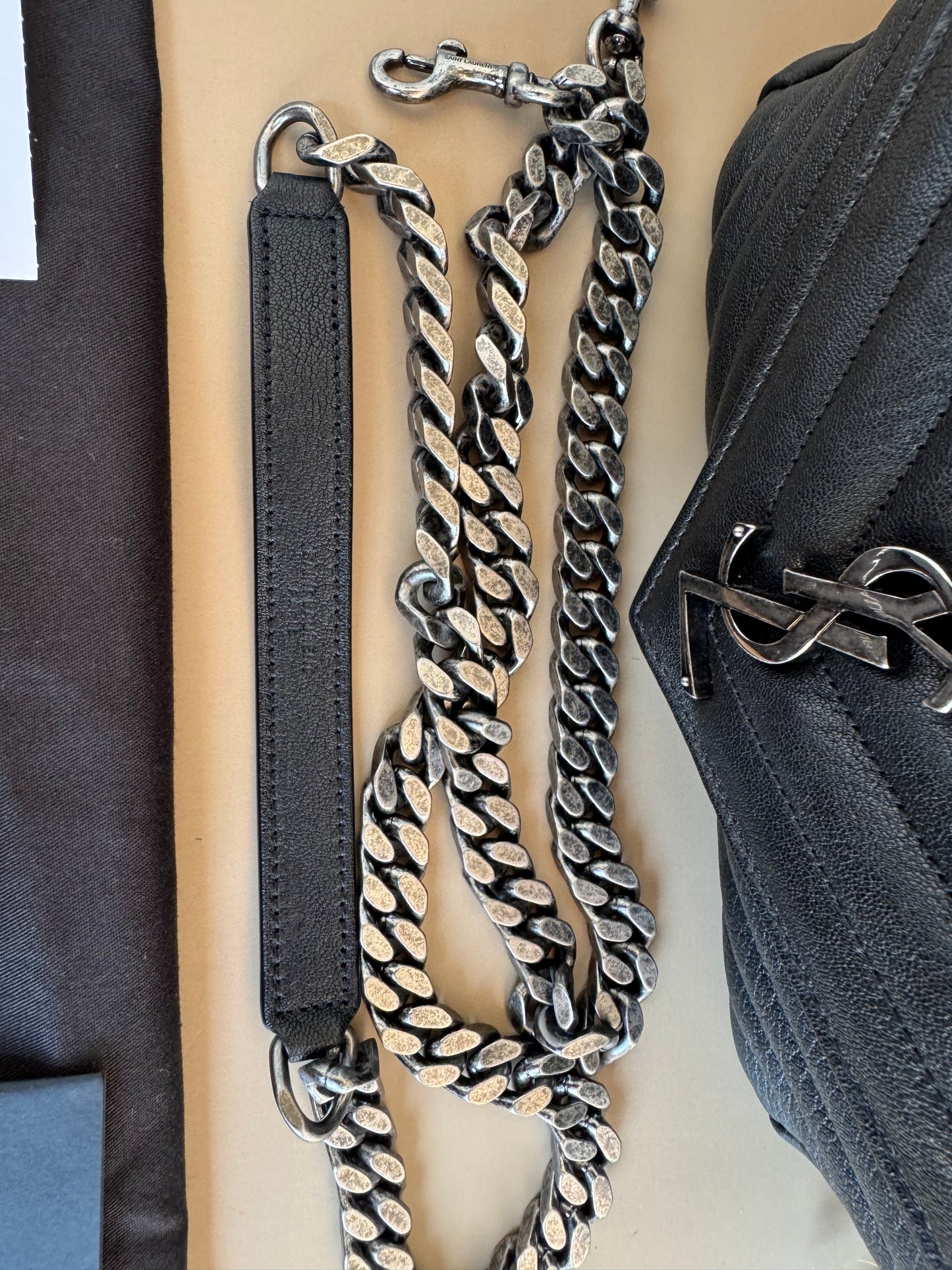 YSL COLLEGE MEDIUM