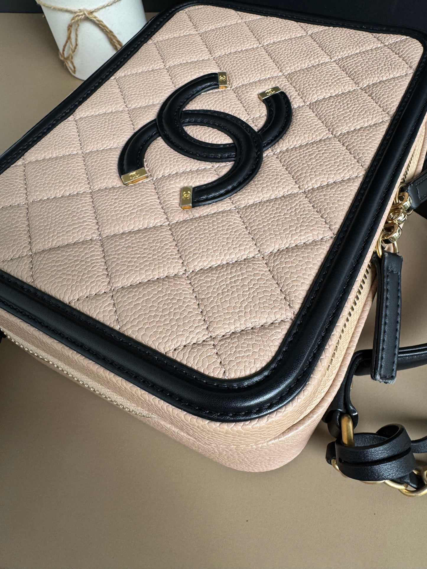 CHANEL FILIGREE VANITY