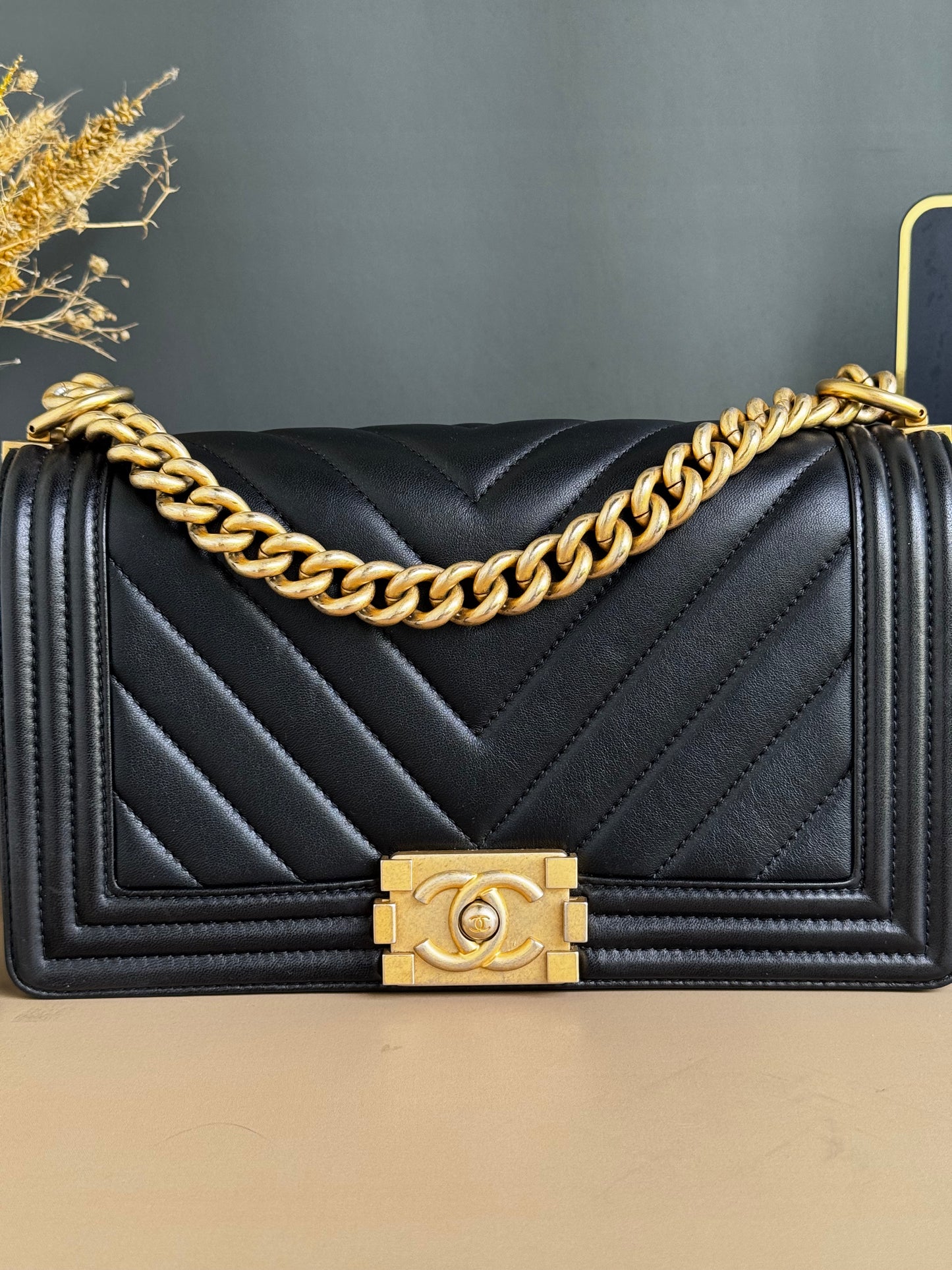 CHANEL LE BOY OLD MEDIUM CHEVRON