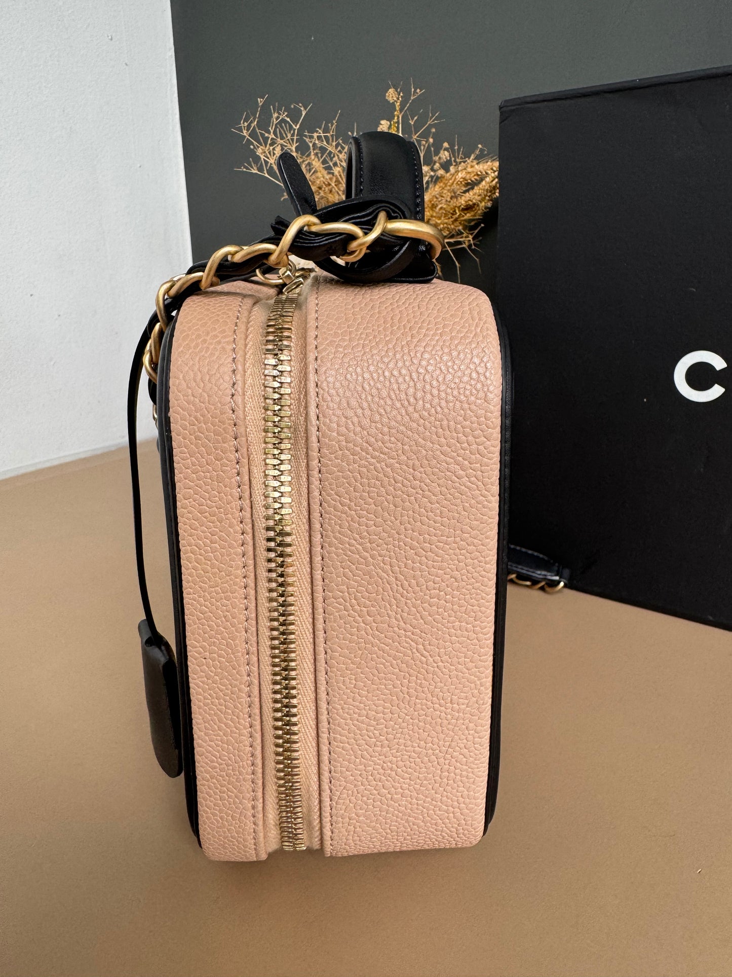 CHANEL FILIGREE VANITY