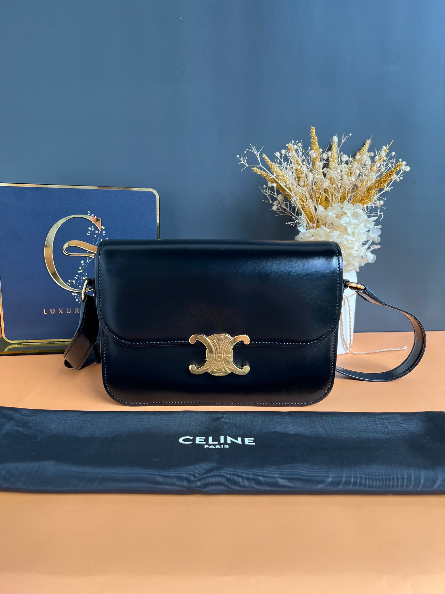 CELINE CLASSIC TRIOMPHE