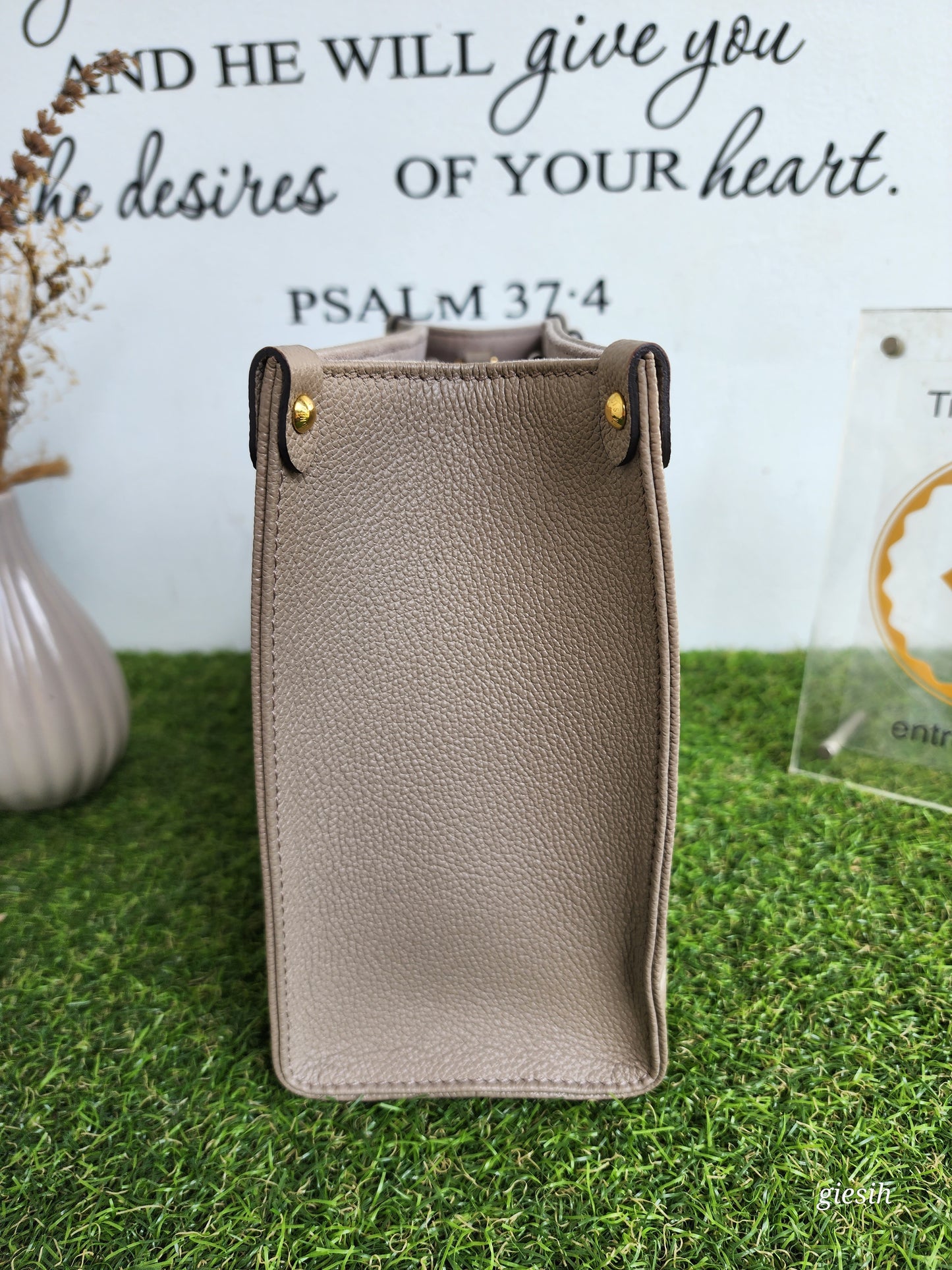 Louis Vuitton OTG Pm bi color emperiente