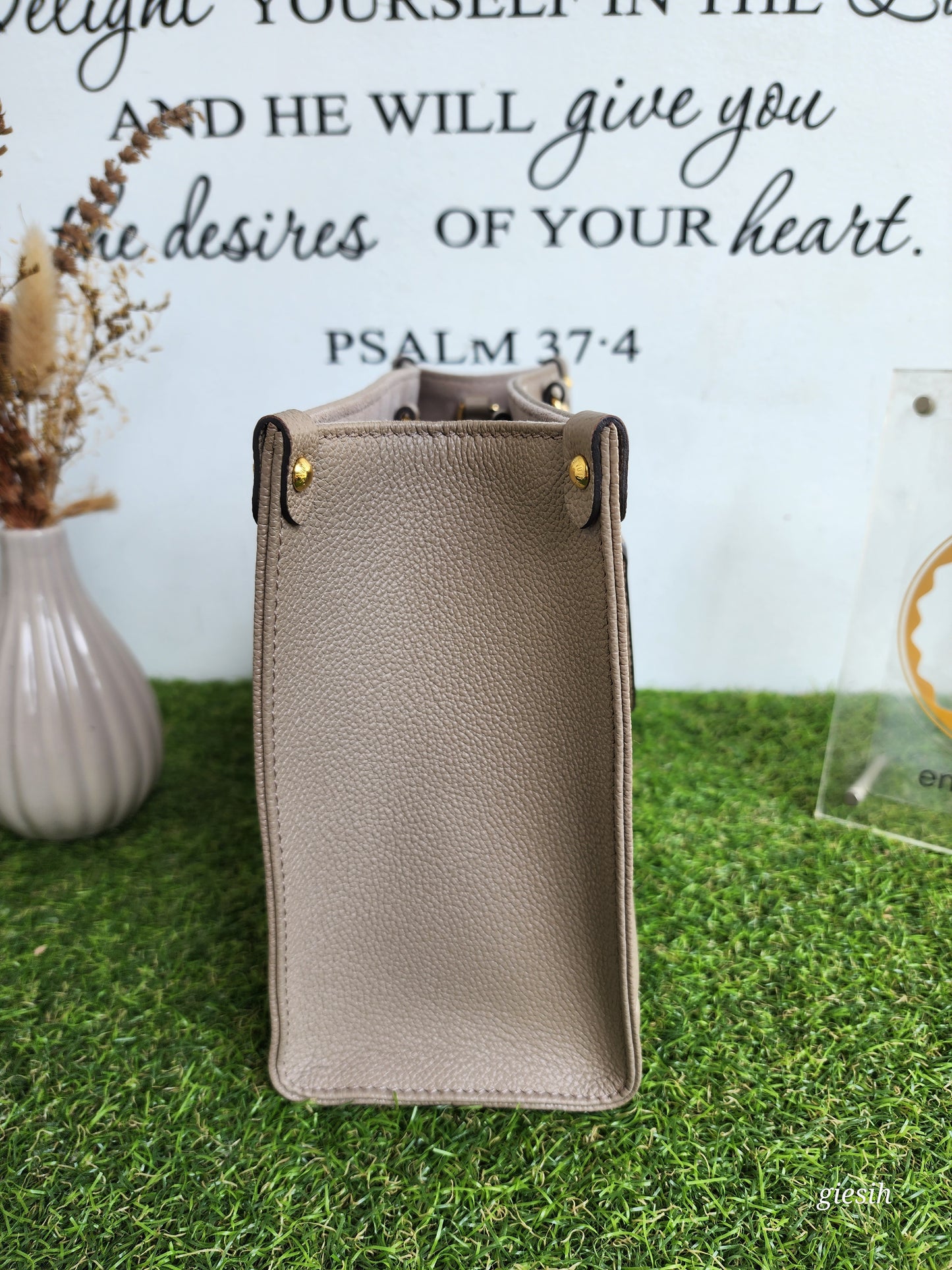 Louis Vuitton OTG Pm bi color emperiente