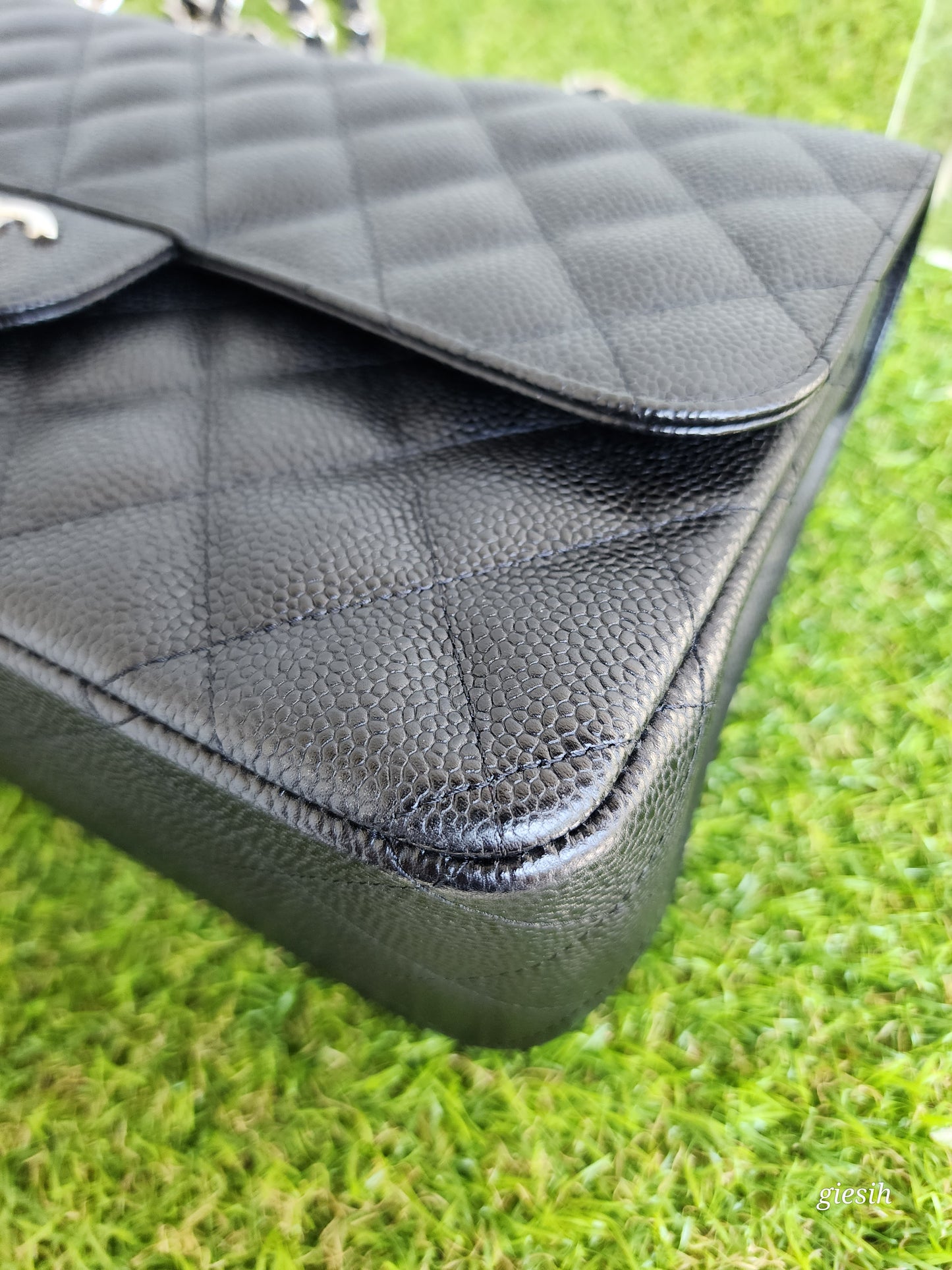 Chanel Classic Jumbo Flap