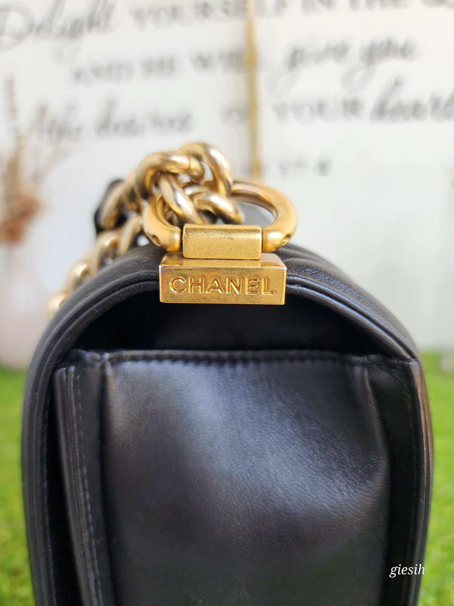 Chanel Le Boy New Medium Black GHW