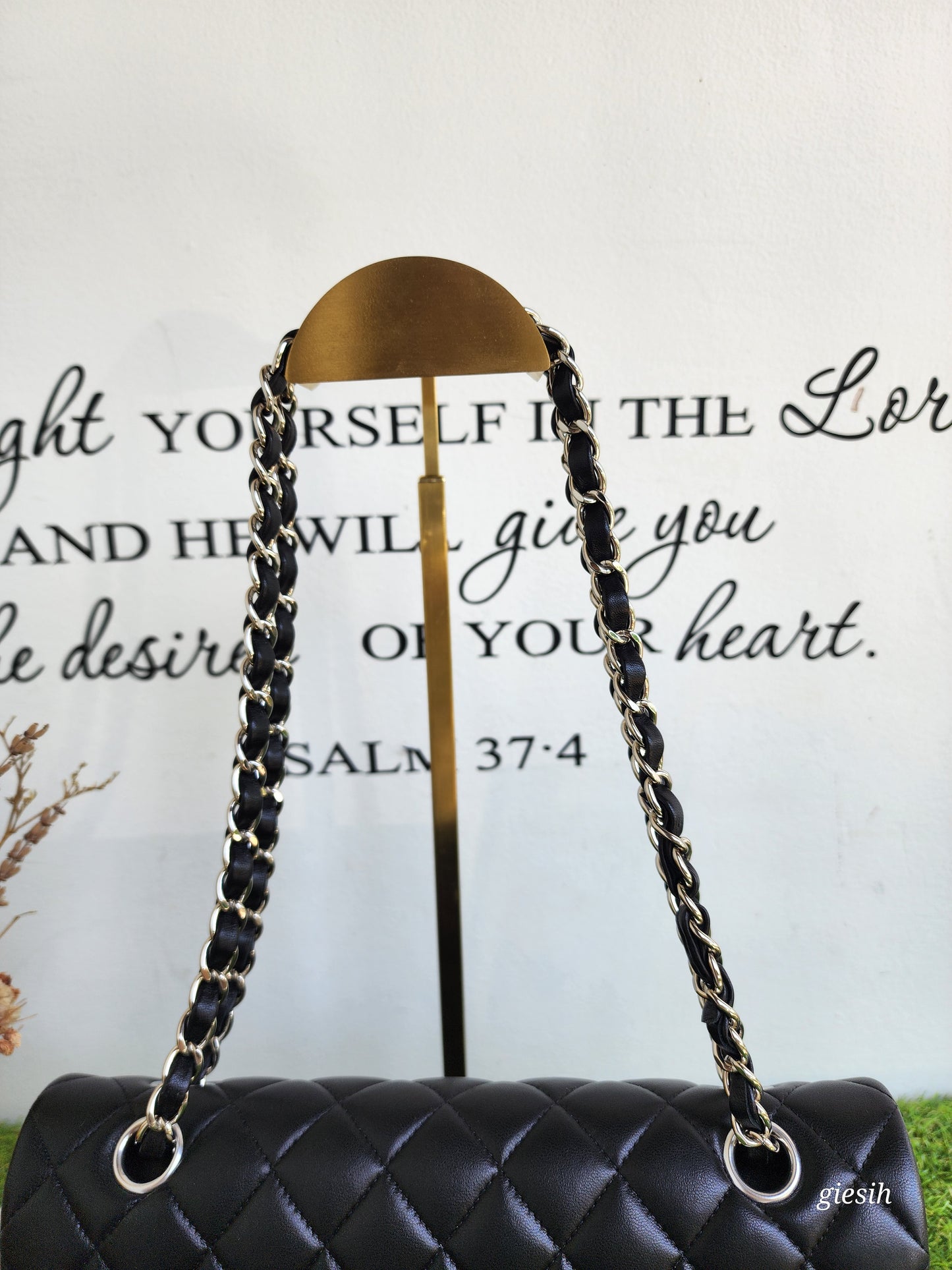 Chanel Classic Medium Flap