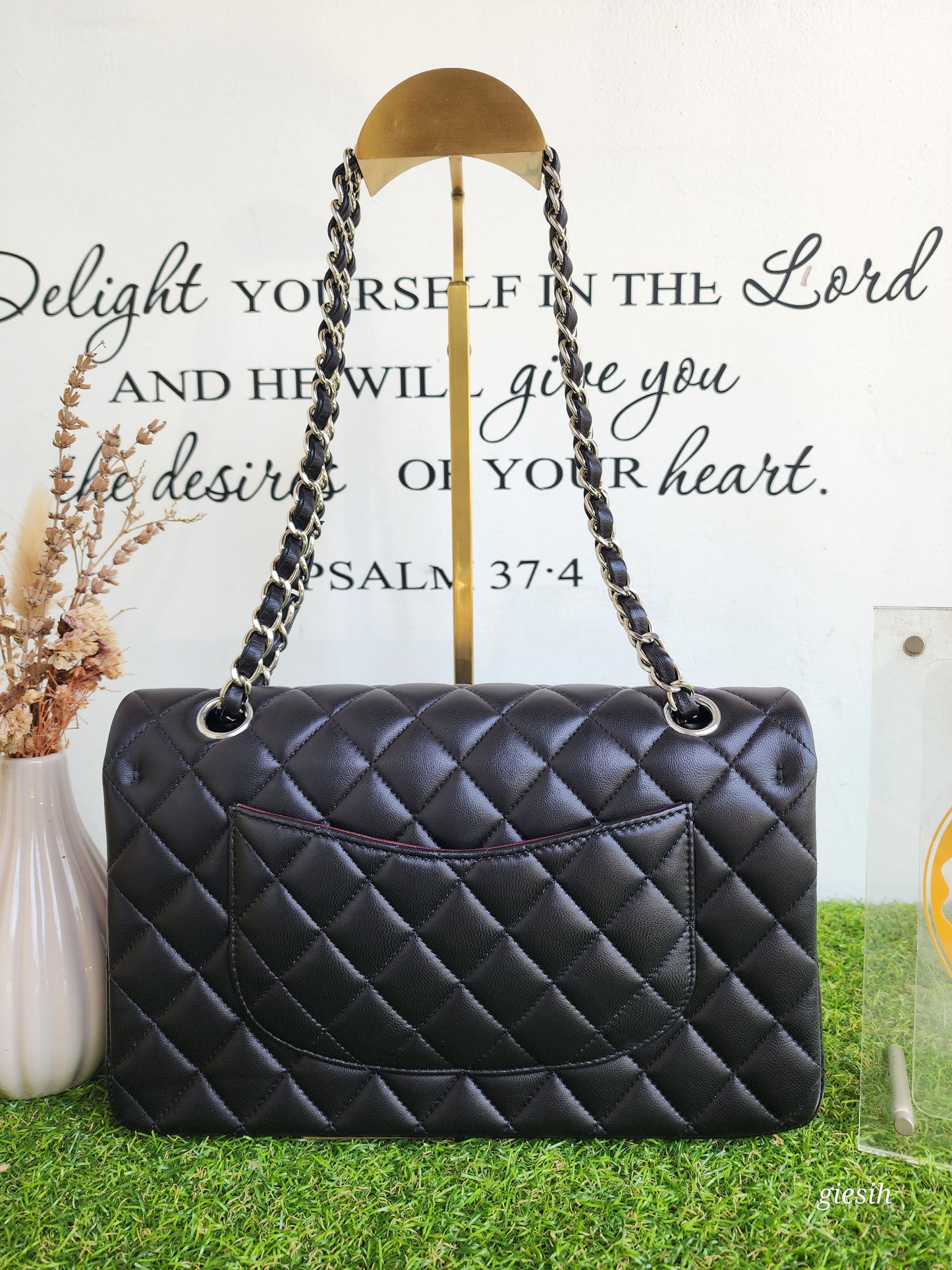 Chanel Classic Medium Flap