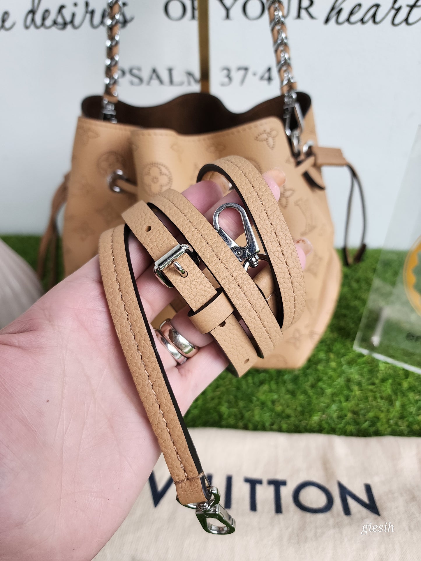 Louis Vuitton Bella Mahina leather
