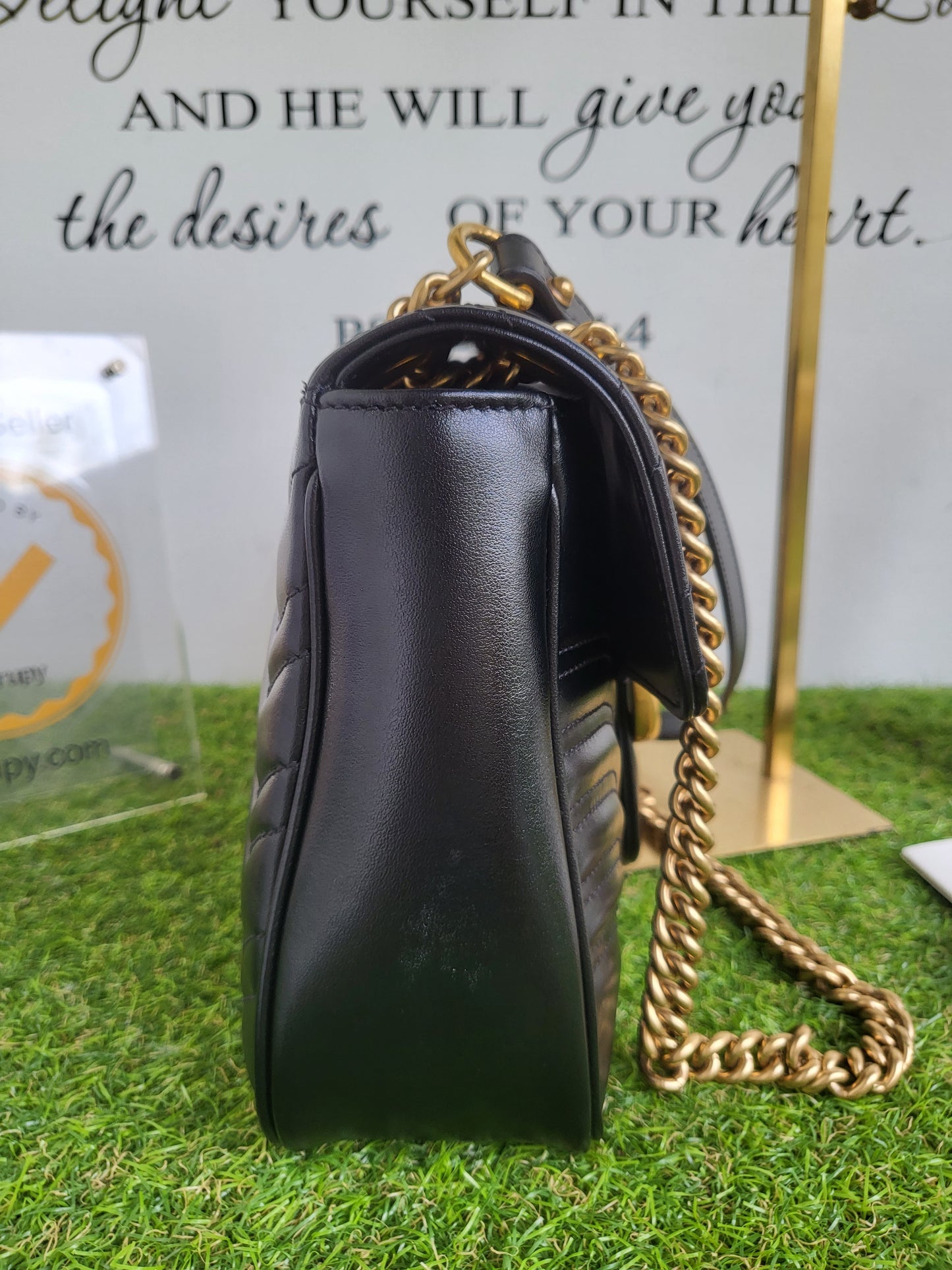 GG Marmont medium shoulder bag
