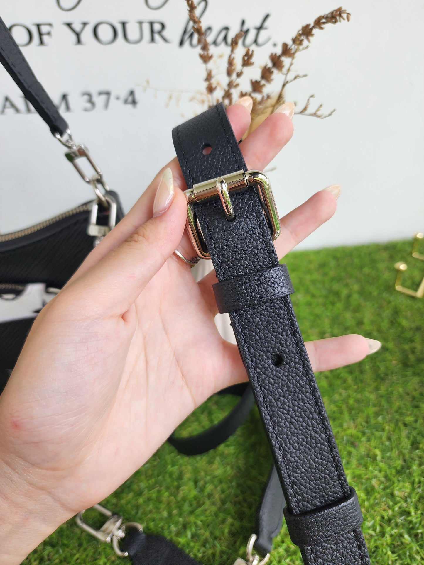 Louis Vuitton Marelle Black/White