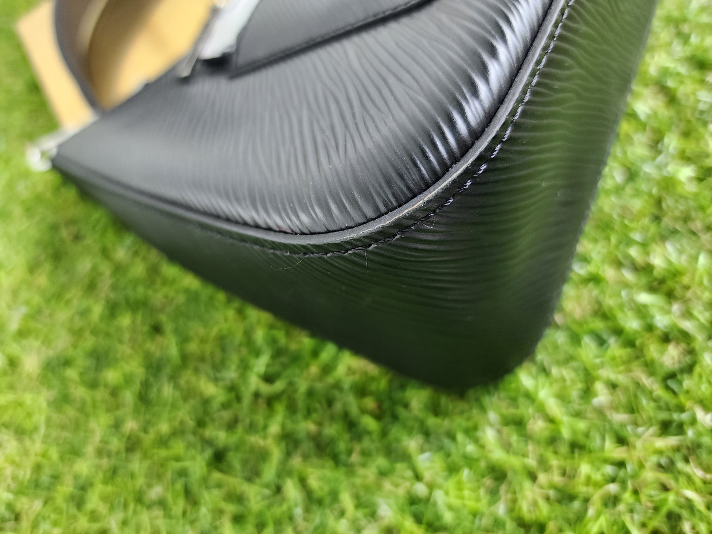 Louis Vuitton Marelle Black/White