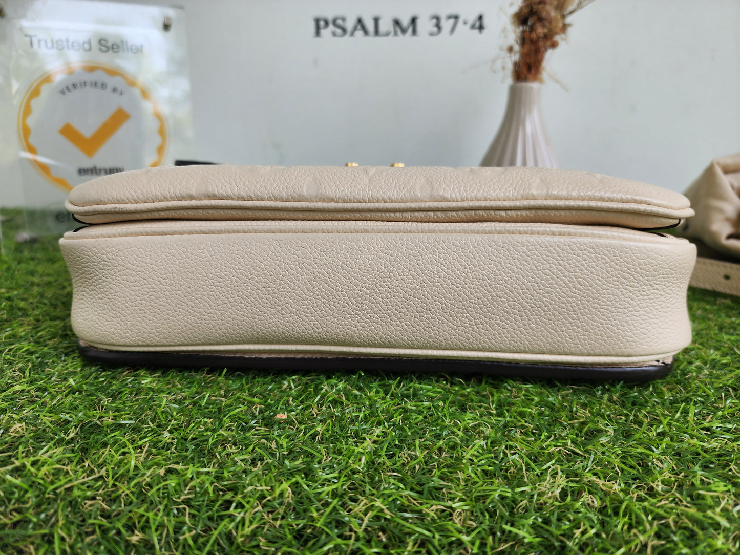 Louis Vuitton Pochette Metis Empreiente