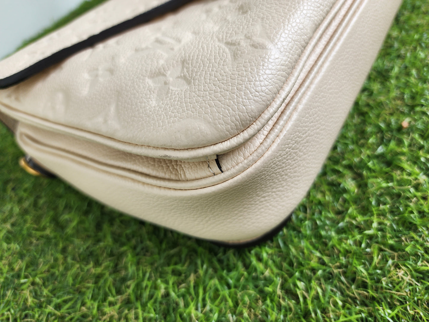 Louis Vuitton Pochette Metis Empreiente