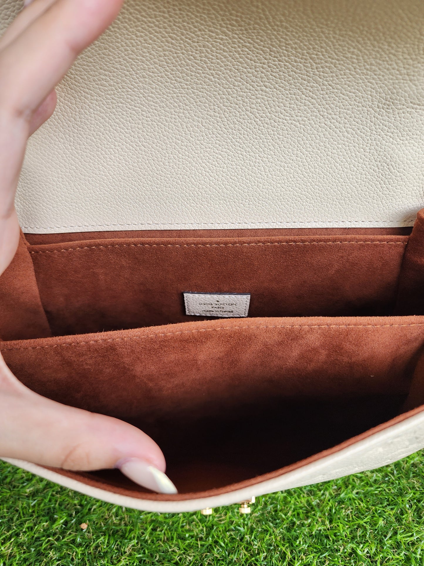 Louis Vuitton Pochette Metis Empreiente