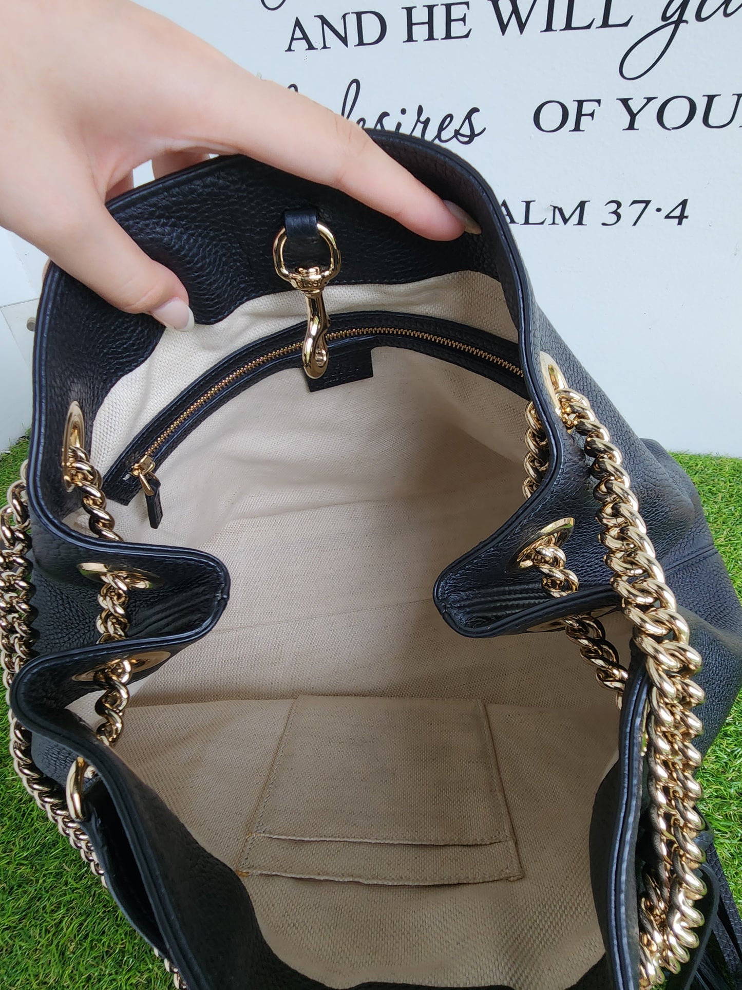 Gucci Soho Medium Black Double Leather Chain Shoulder Bag Tote Black Gold New