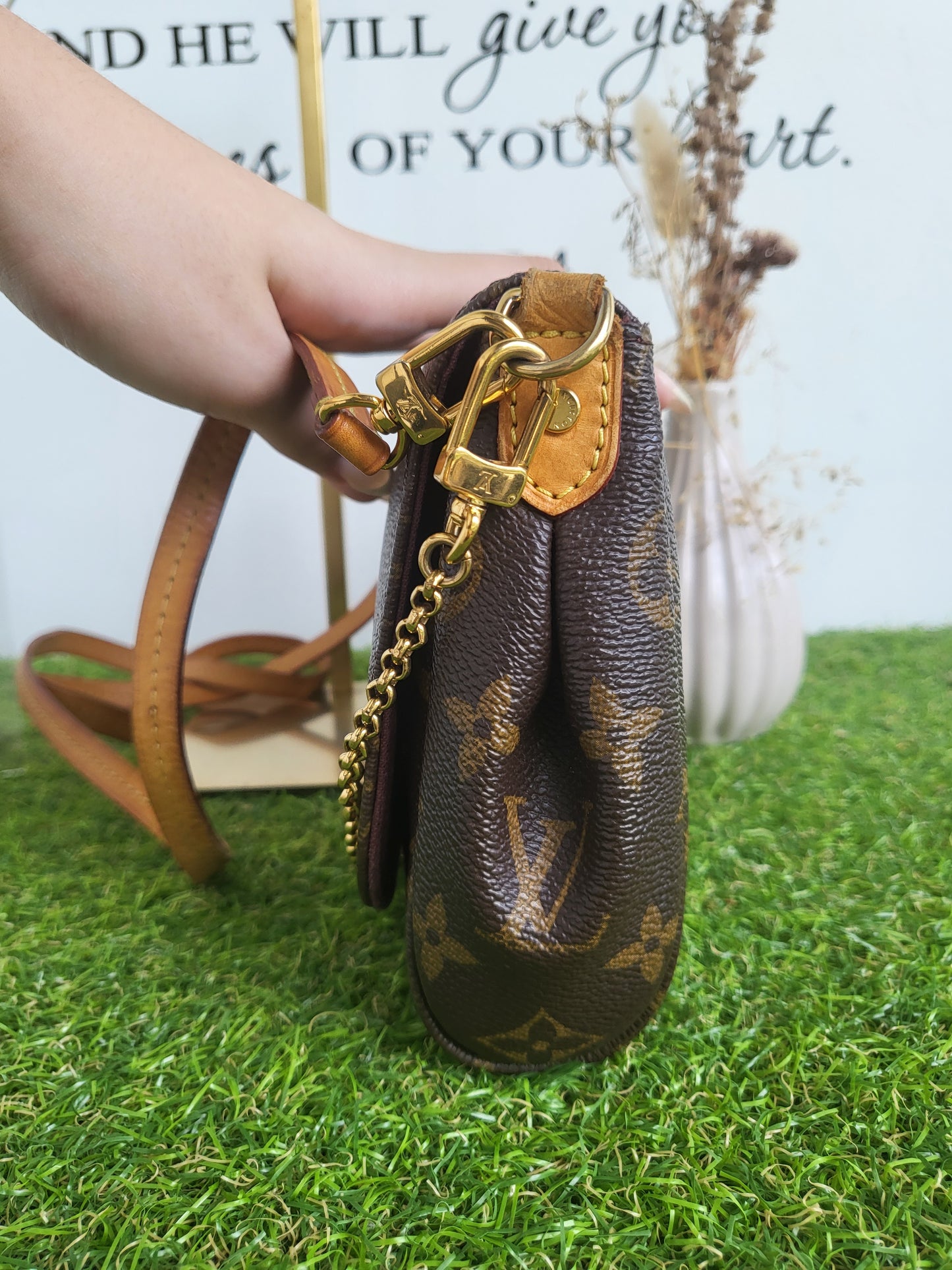 Louis Vuitton Favorite MM