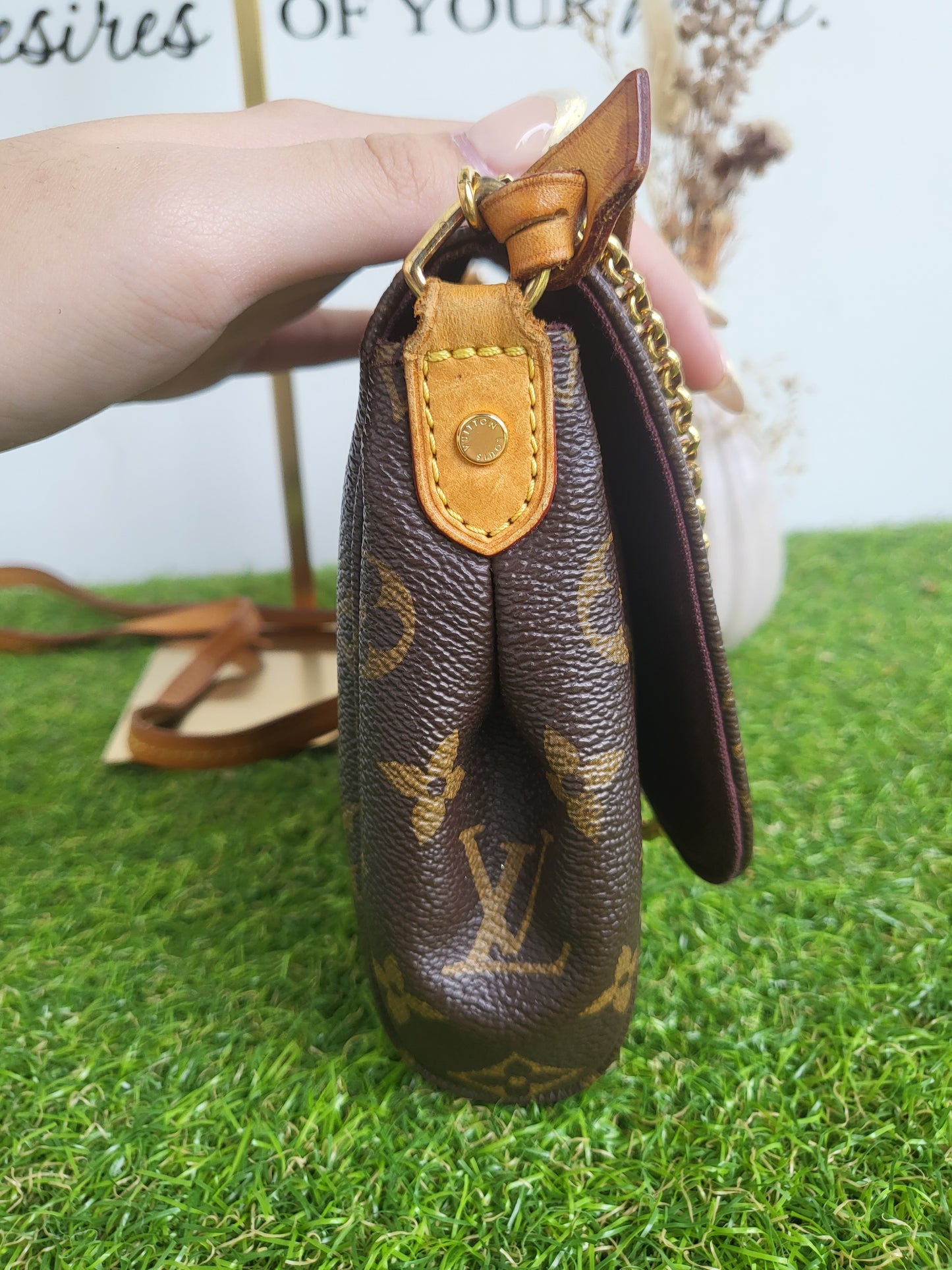 Louis Vuitton Favorite MM