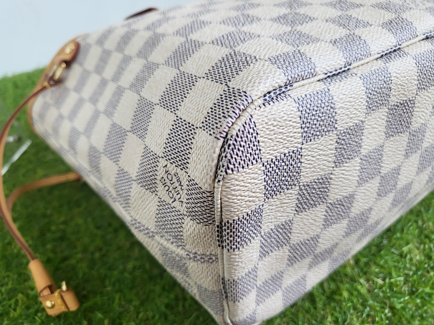 Louis Vuitton Neverfull PM