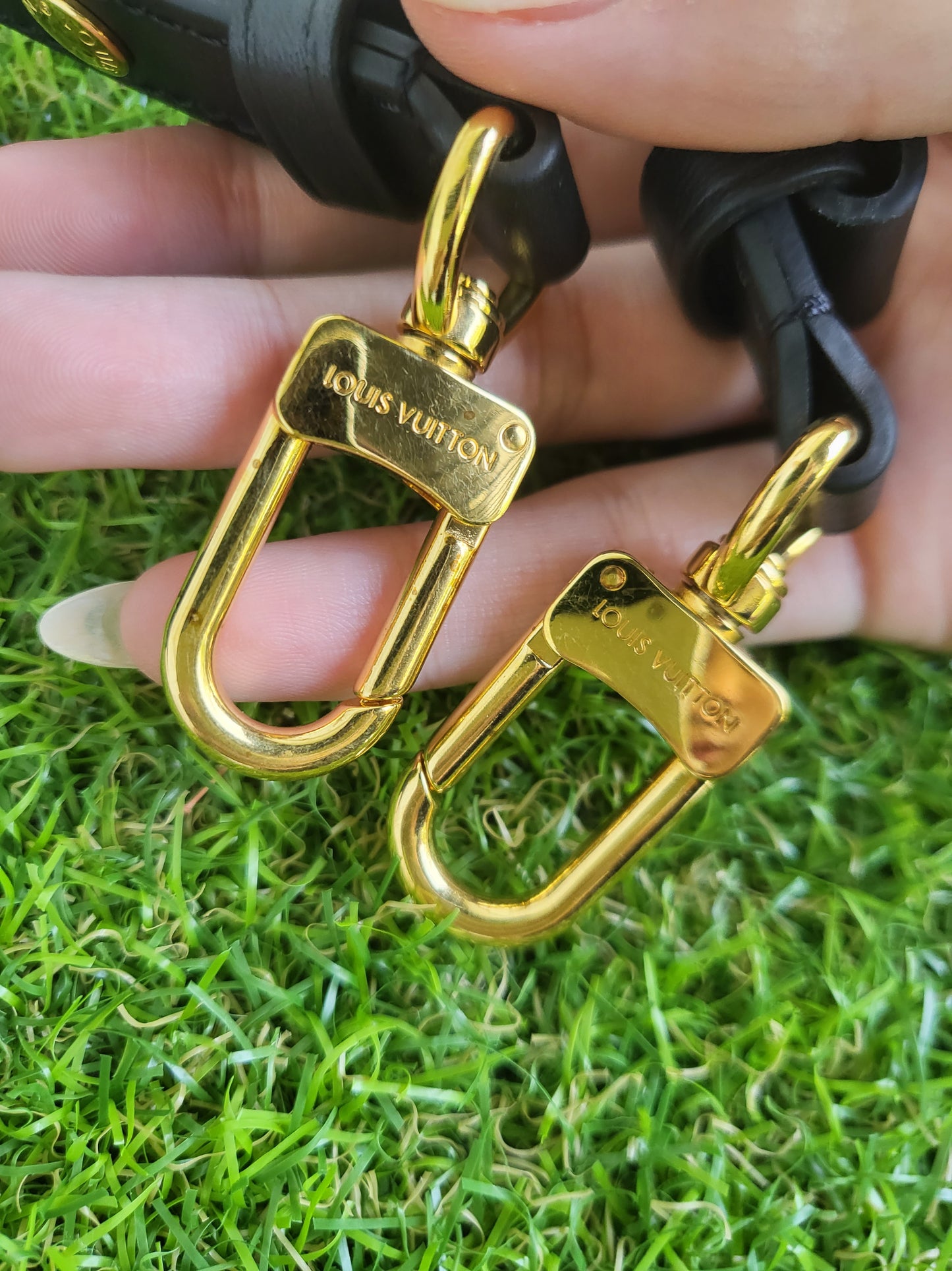 Louis Vuitton Multi Pochette Black