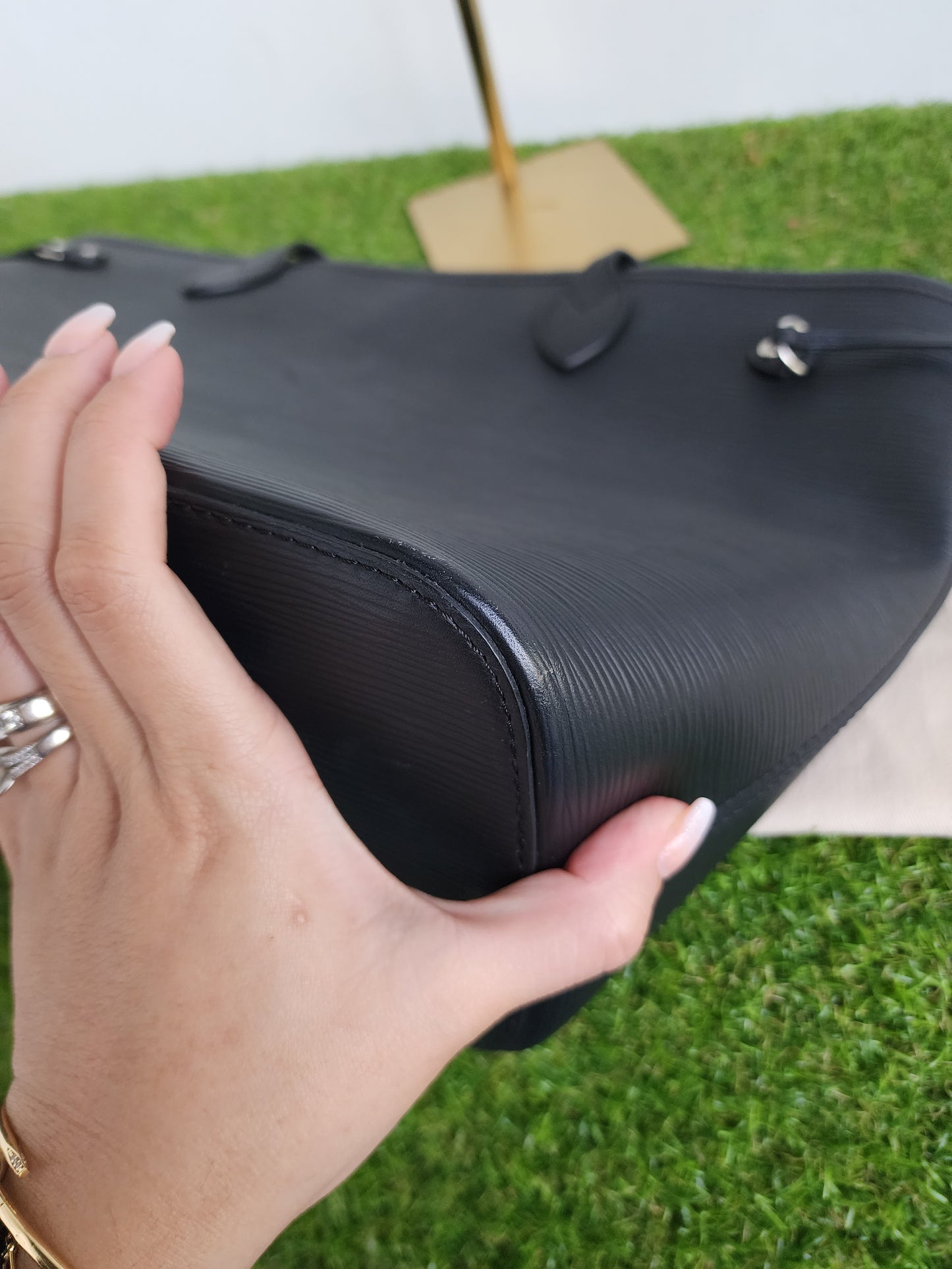 Louis Vuitton Neverfull MM Epi