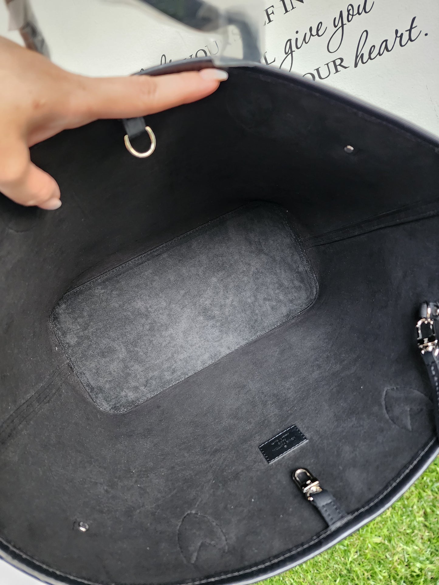 Louis Vuitton Neverfull MM Epi