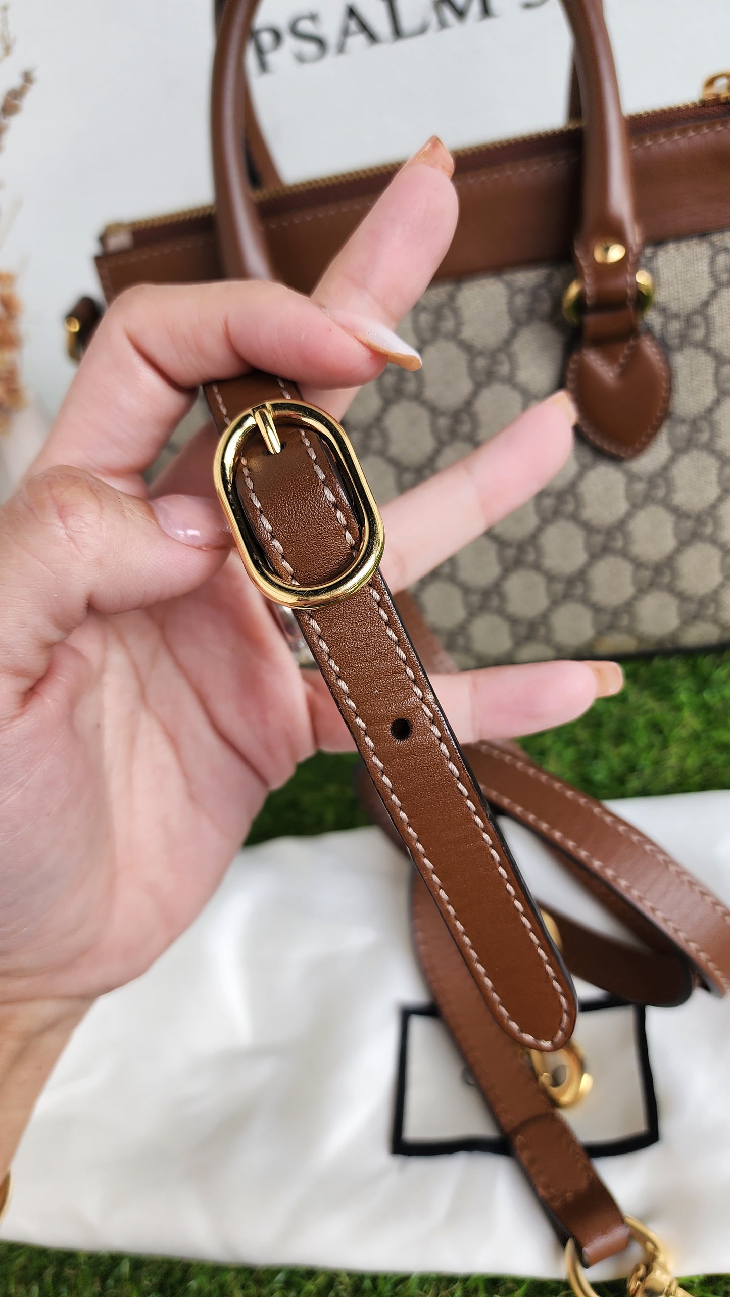 Gucci Supreme 2 way