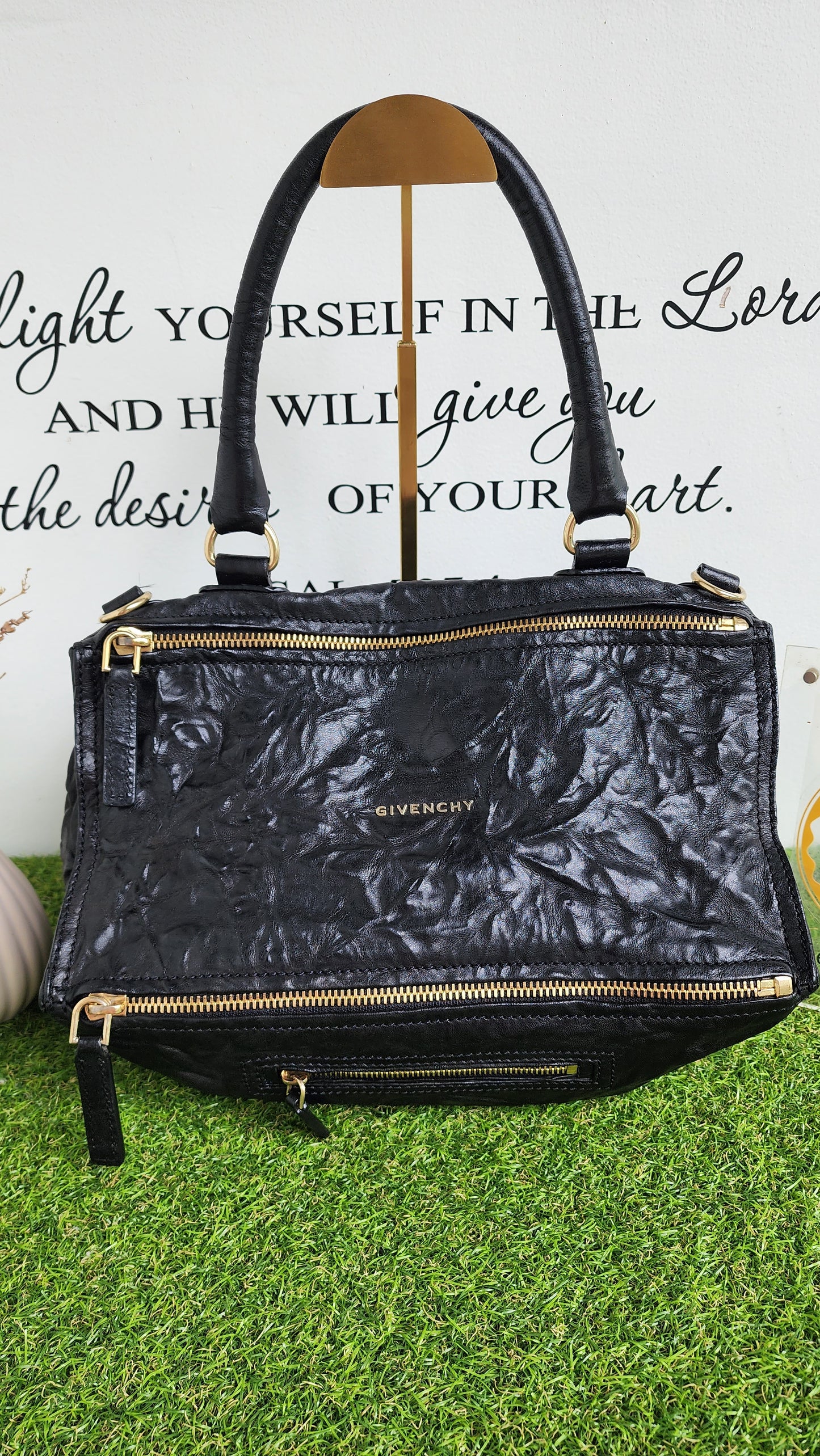 Givenchy Pandora MM
