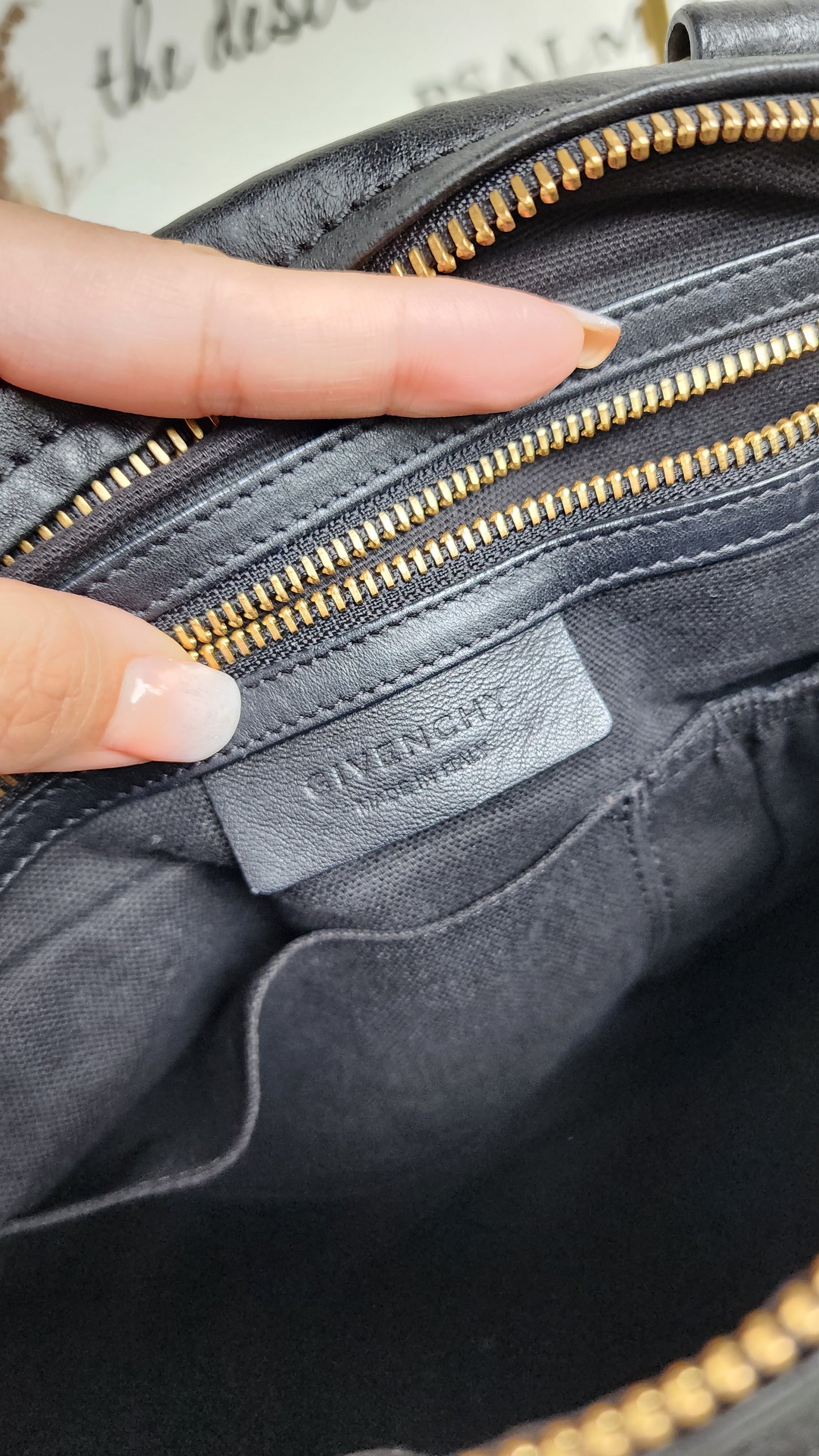 Givenchy Pandora MM