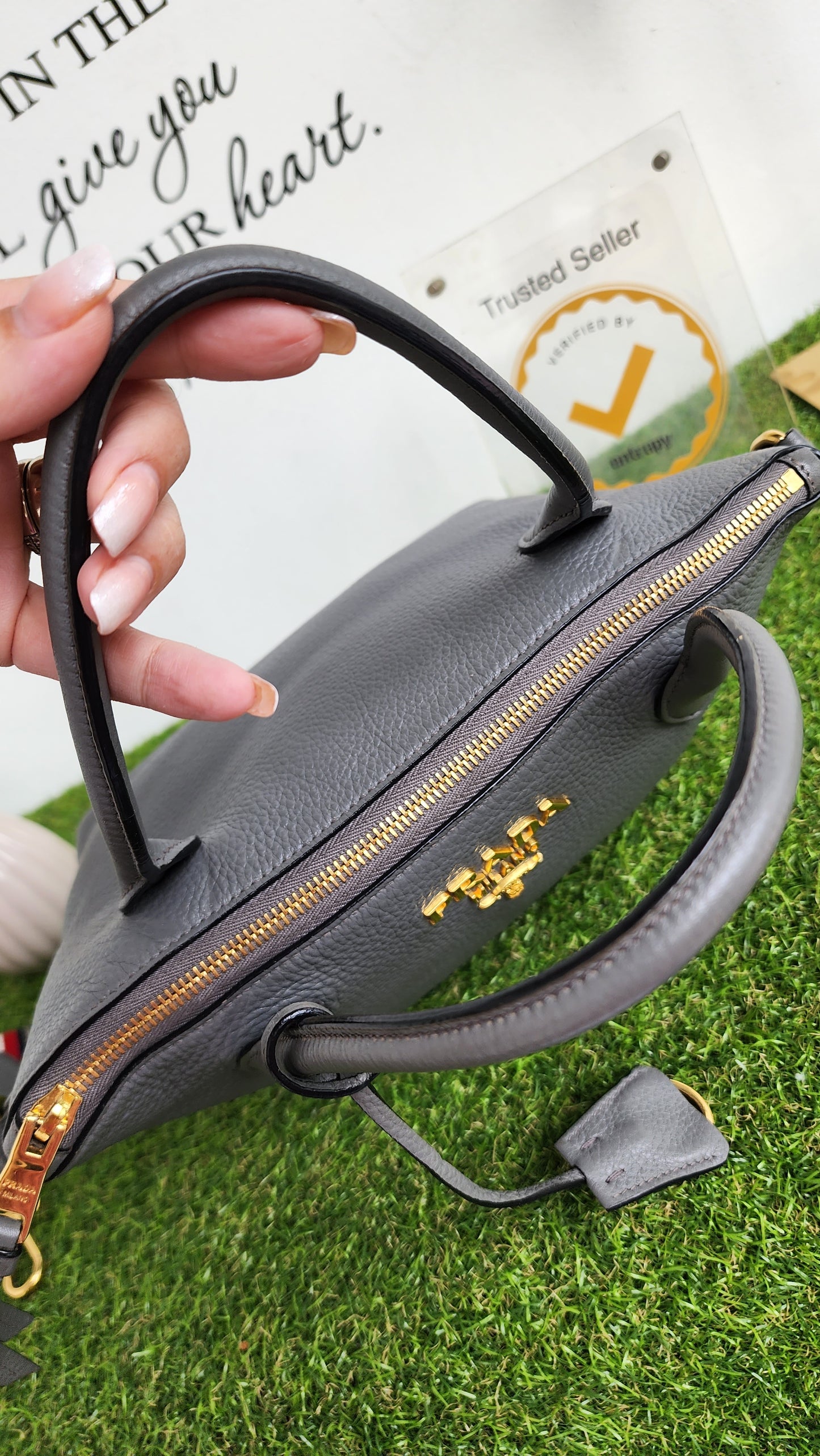 Prada Vitello Diano 2 way