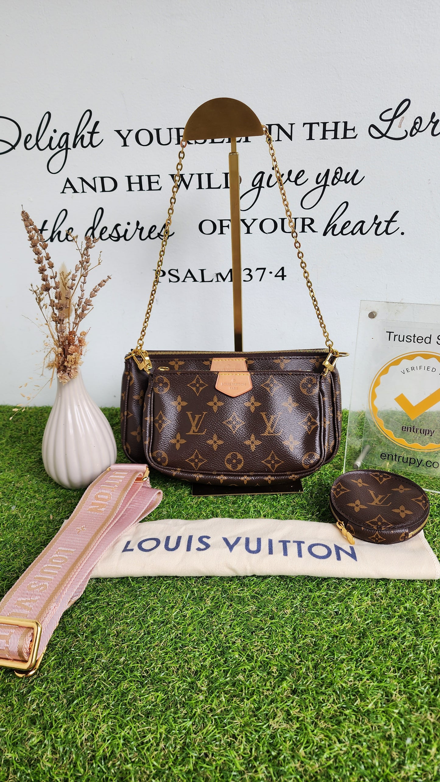 Louis Vuitton Multi Pochette