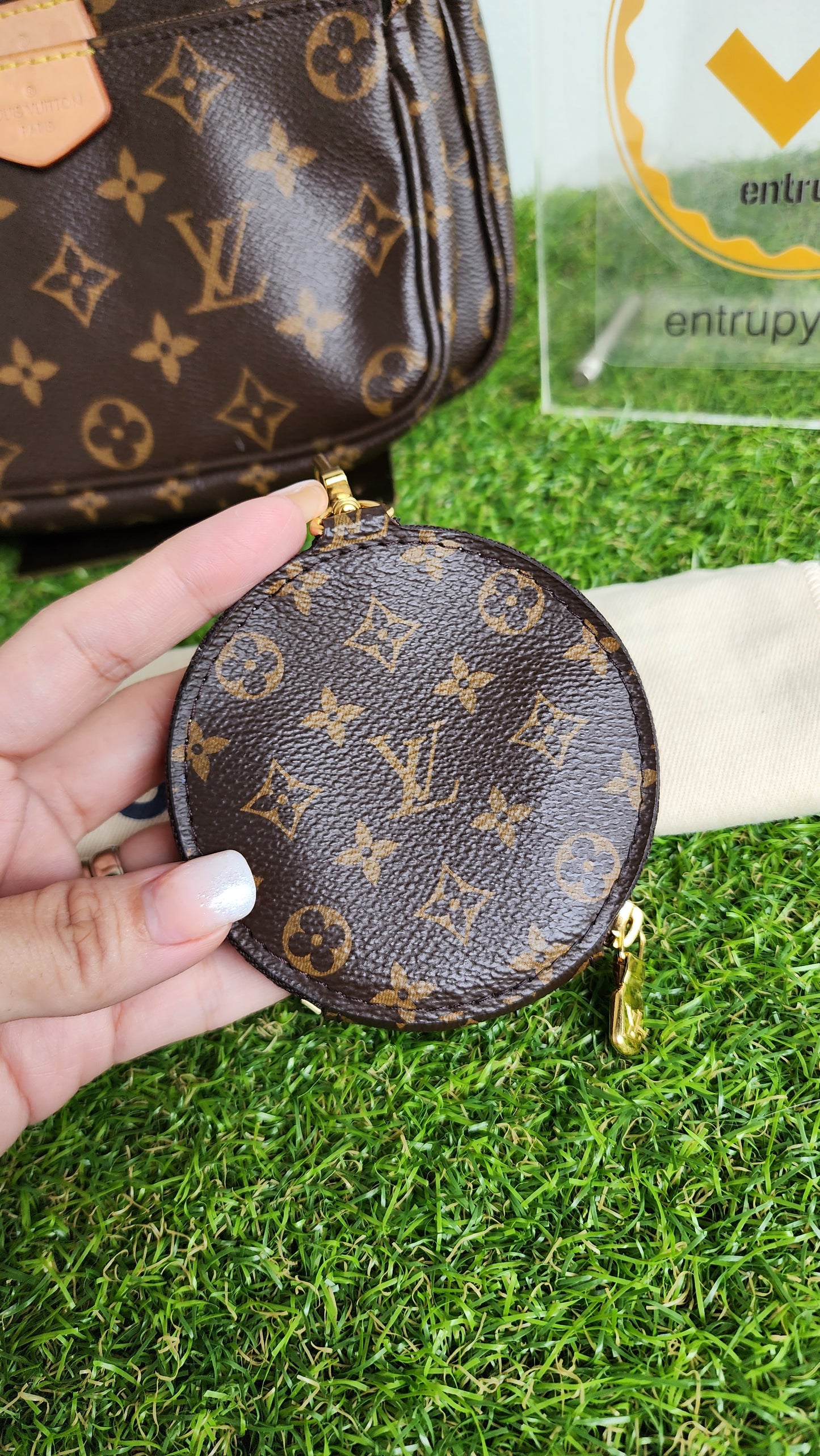 Louis Vuitton Multi Pochette