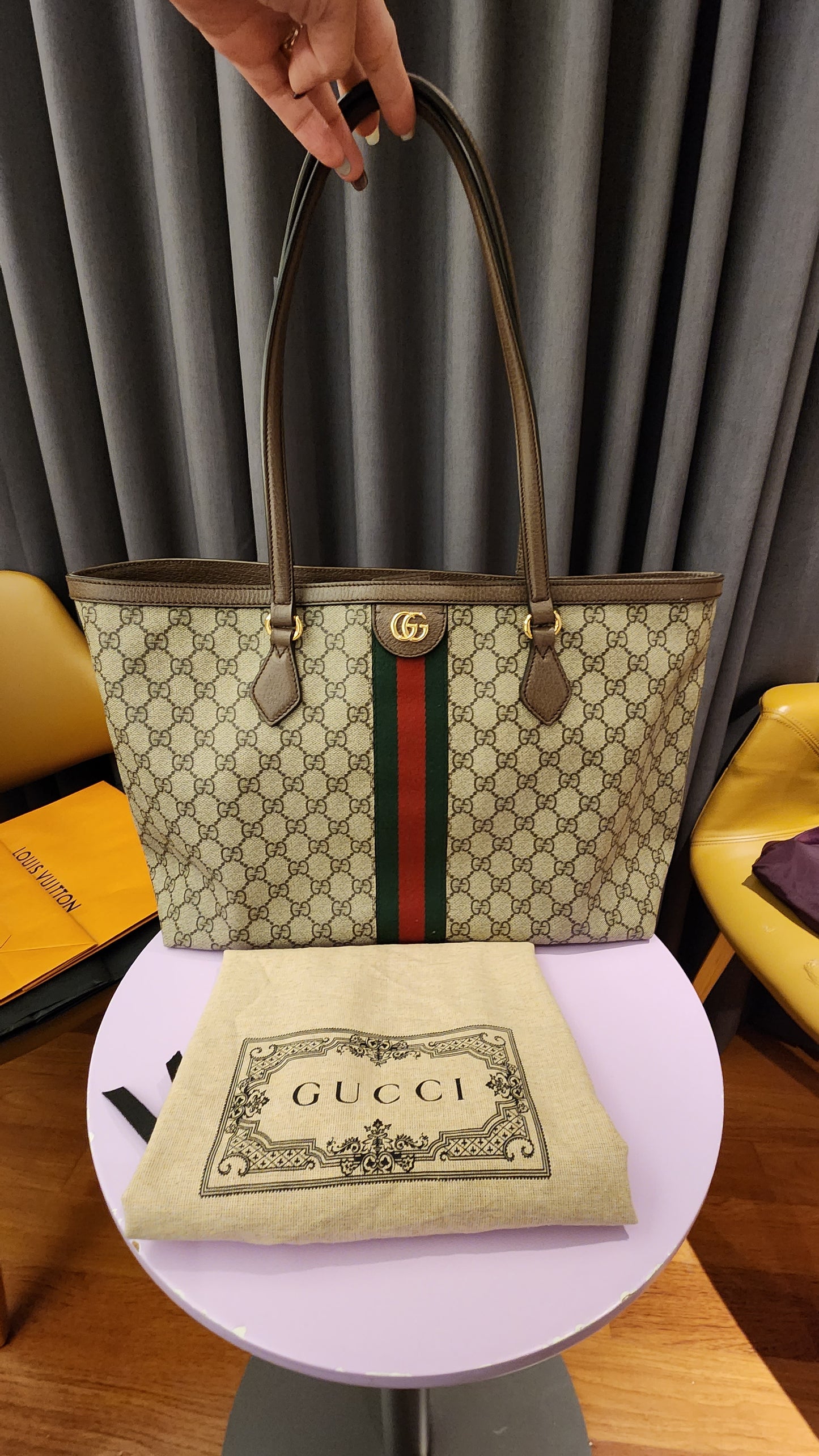 IN TRANSIT - GUCCI OPHIDIA MEDIUM TOTE
