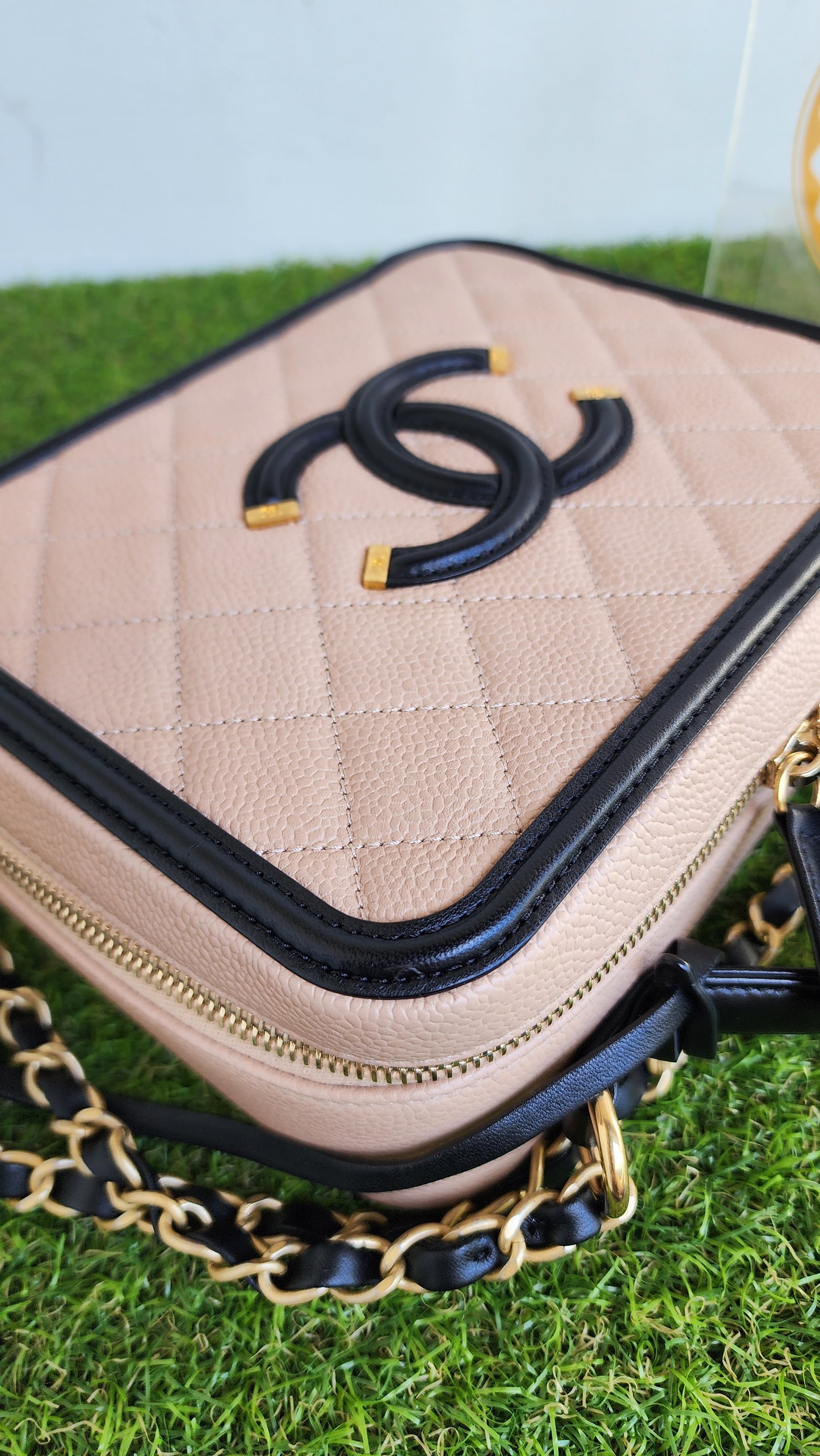 CHANEL VANITY CASE MEDIUM