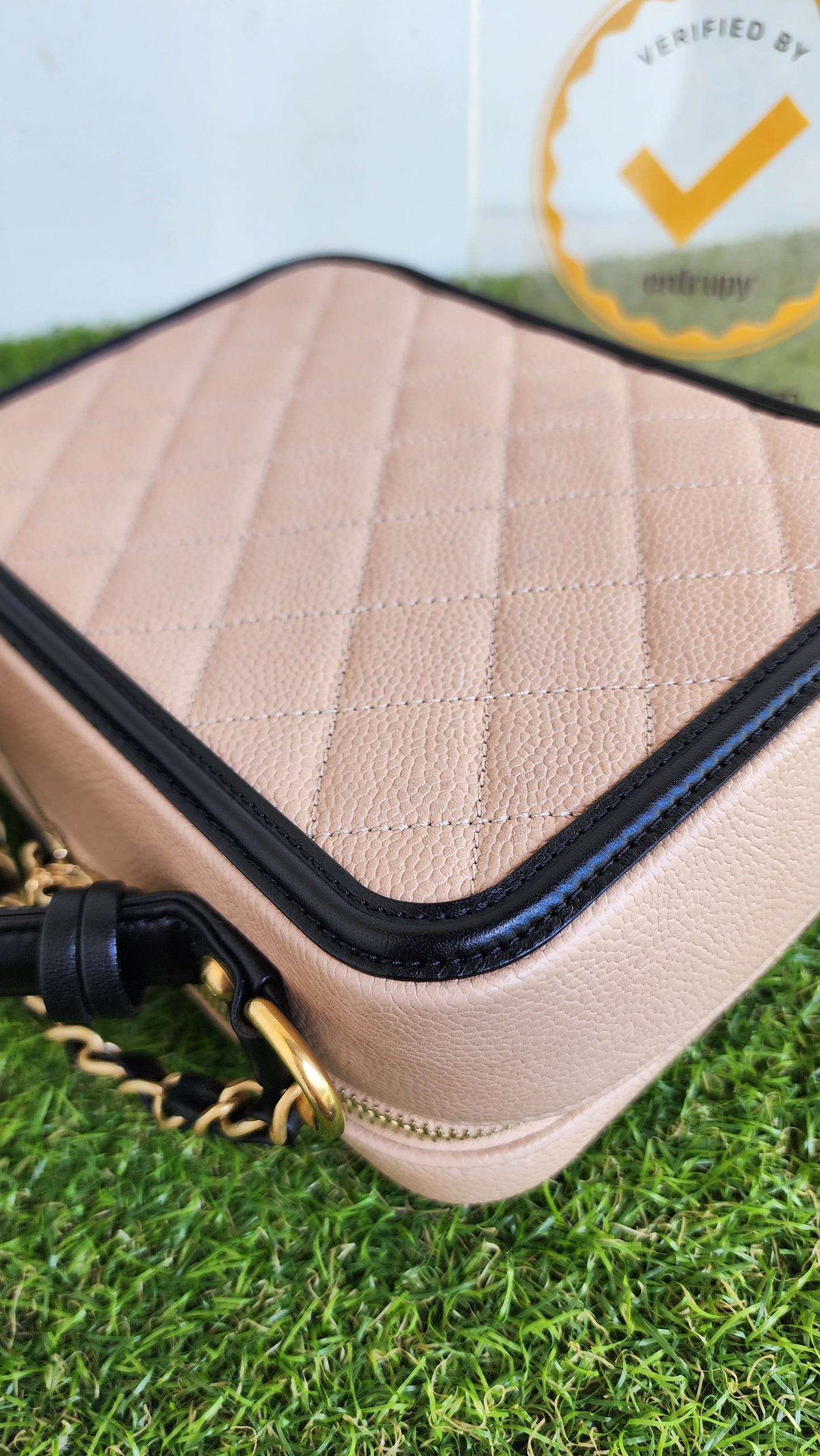 CHANEL VANITY CASE MEDIUM