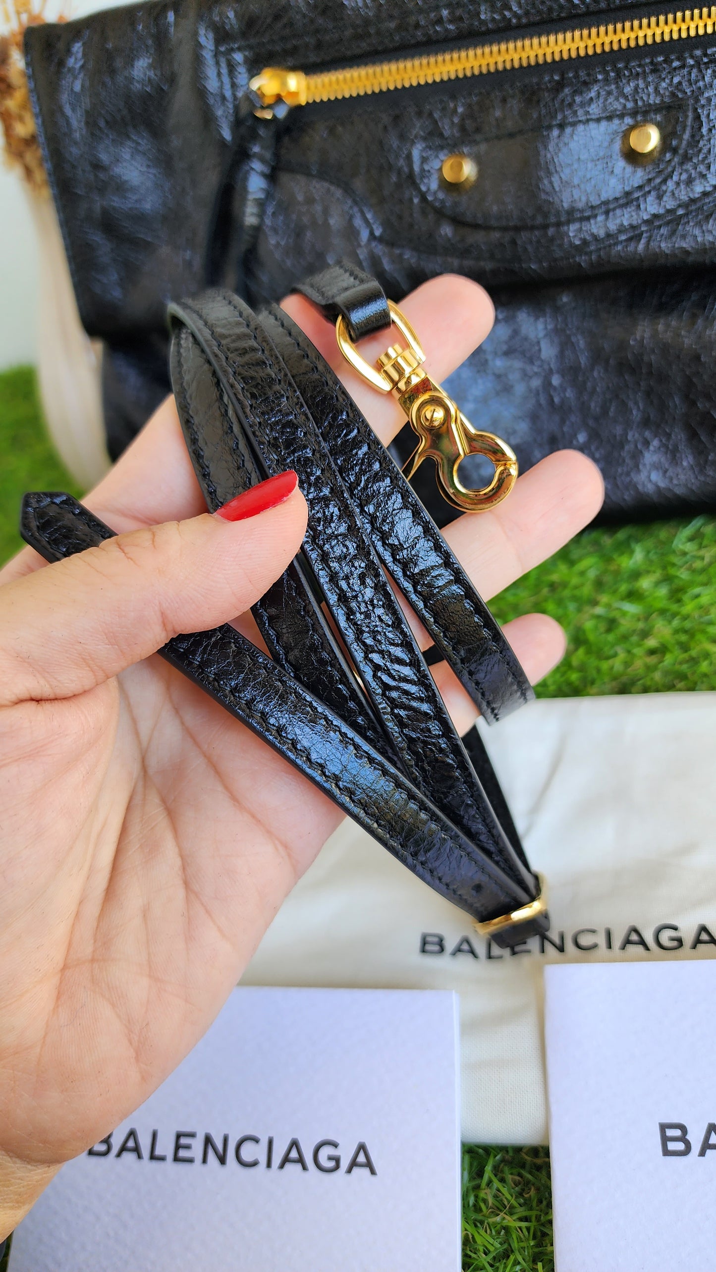 BRANDNEW BALENCIAGA CLUTCH
