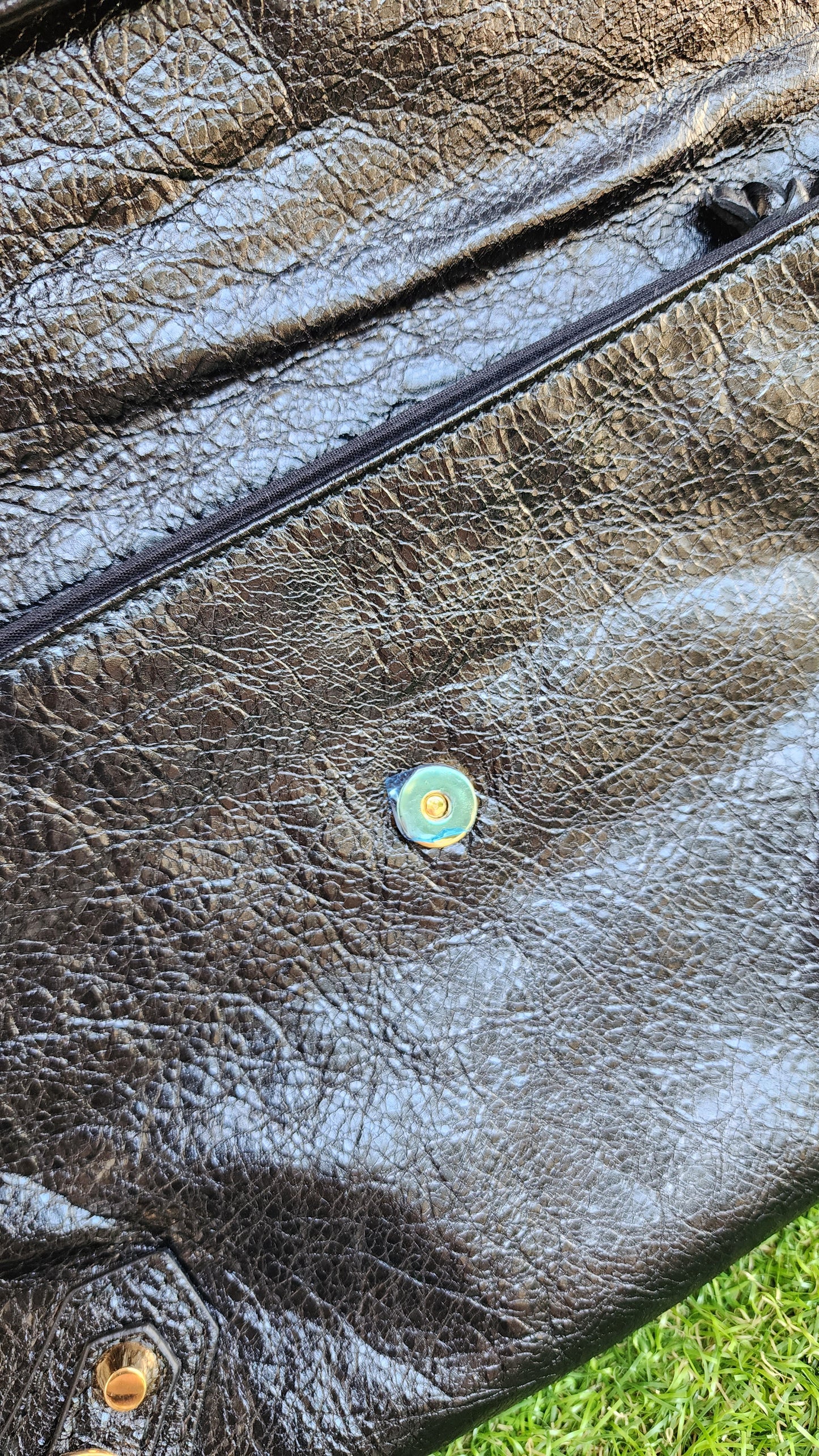 BRANDNEW BALENCIAGA CLUTCH