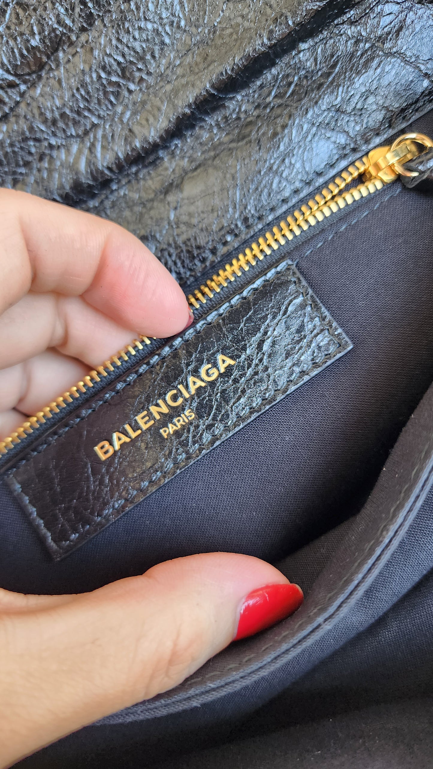 BRANDNEW BALENCIAGA CLUTCH