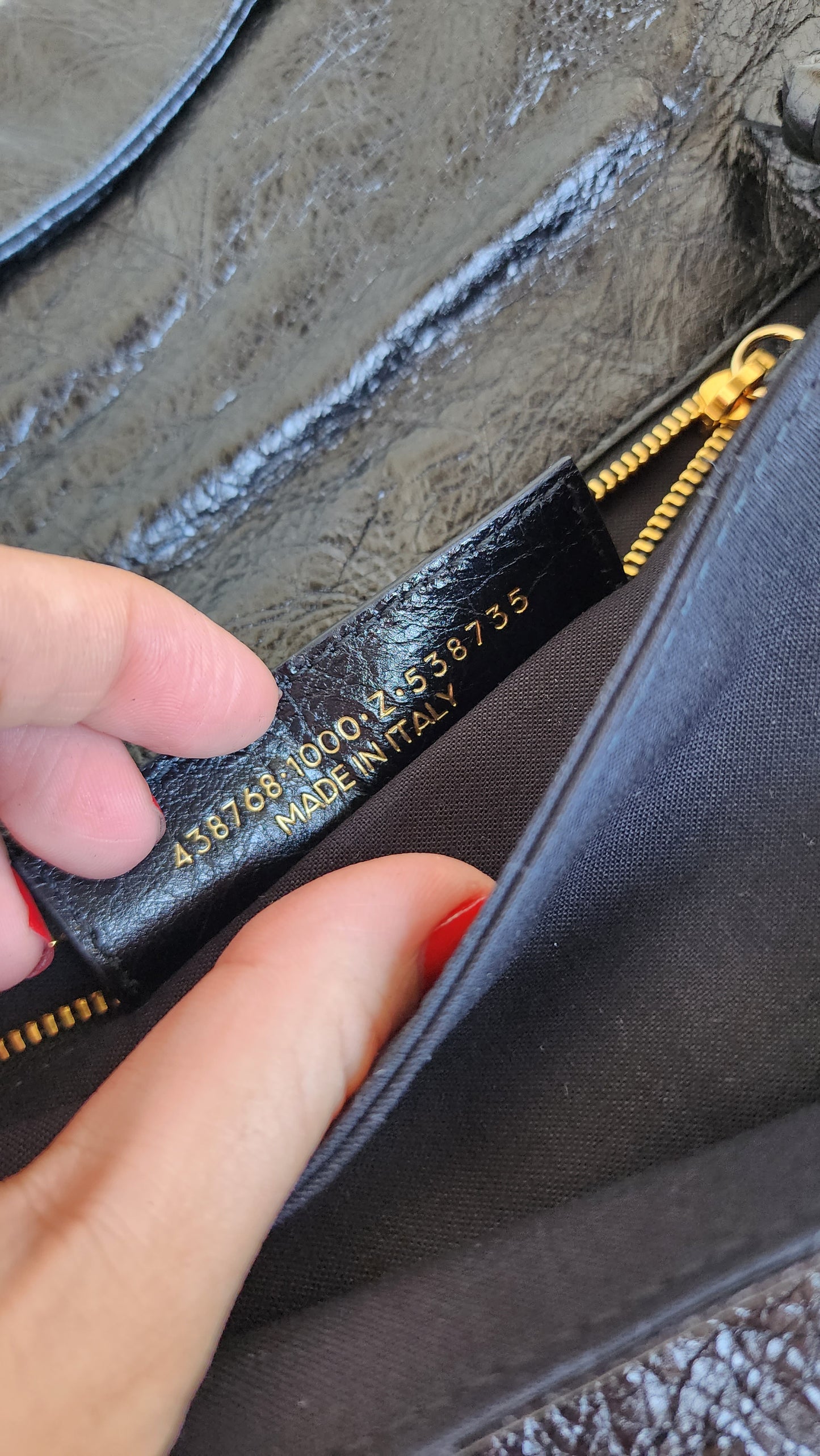 BRANDNEW BALENCIAGA CLUTCH