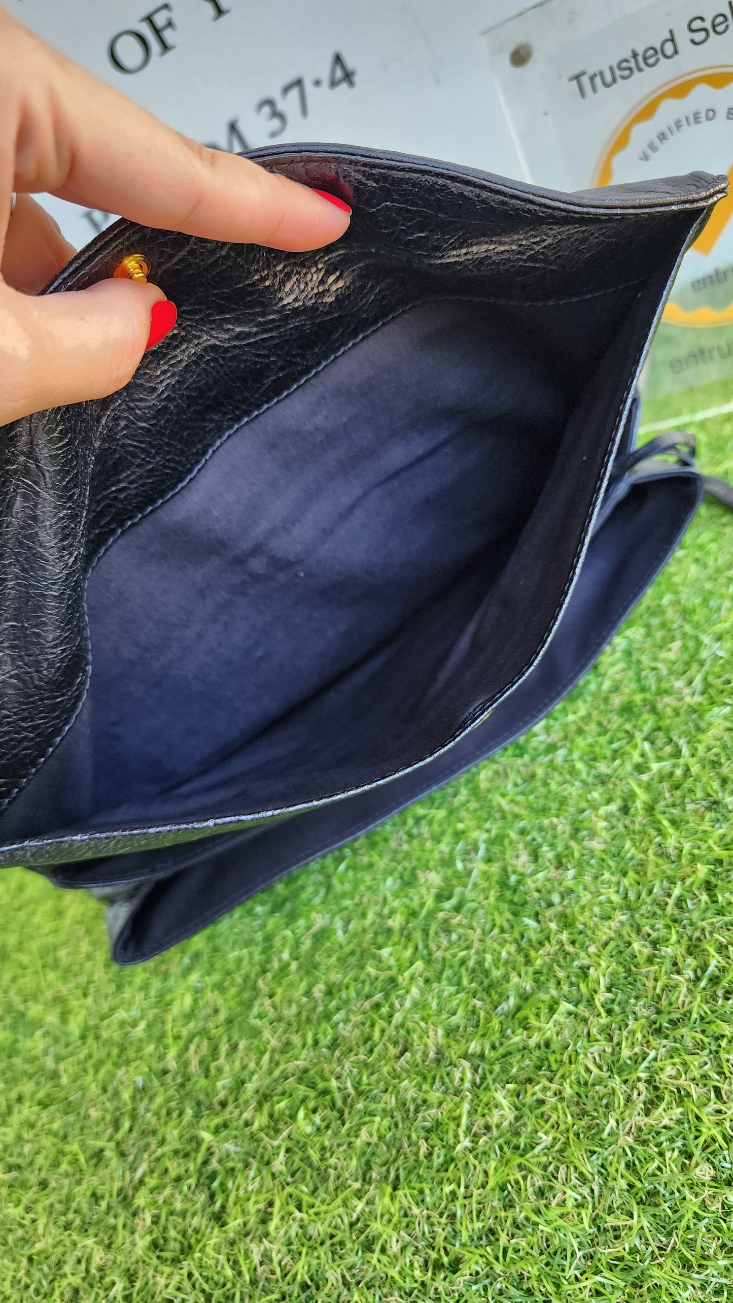 BRANDNEW BALENCIAGA CLUTCH