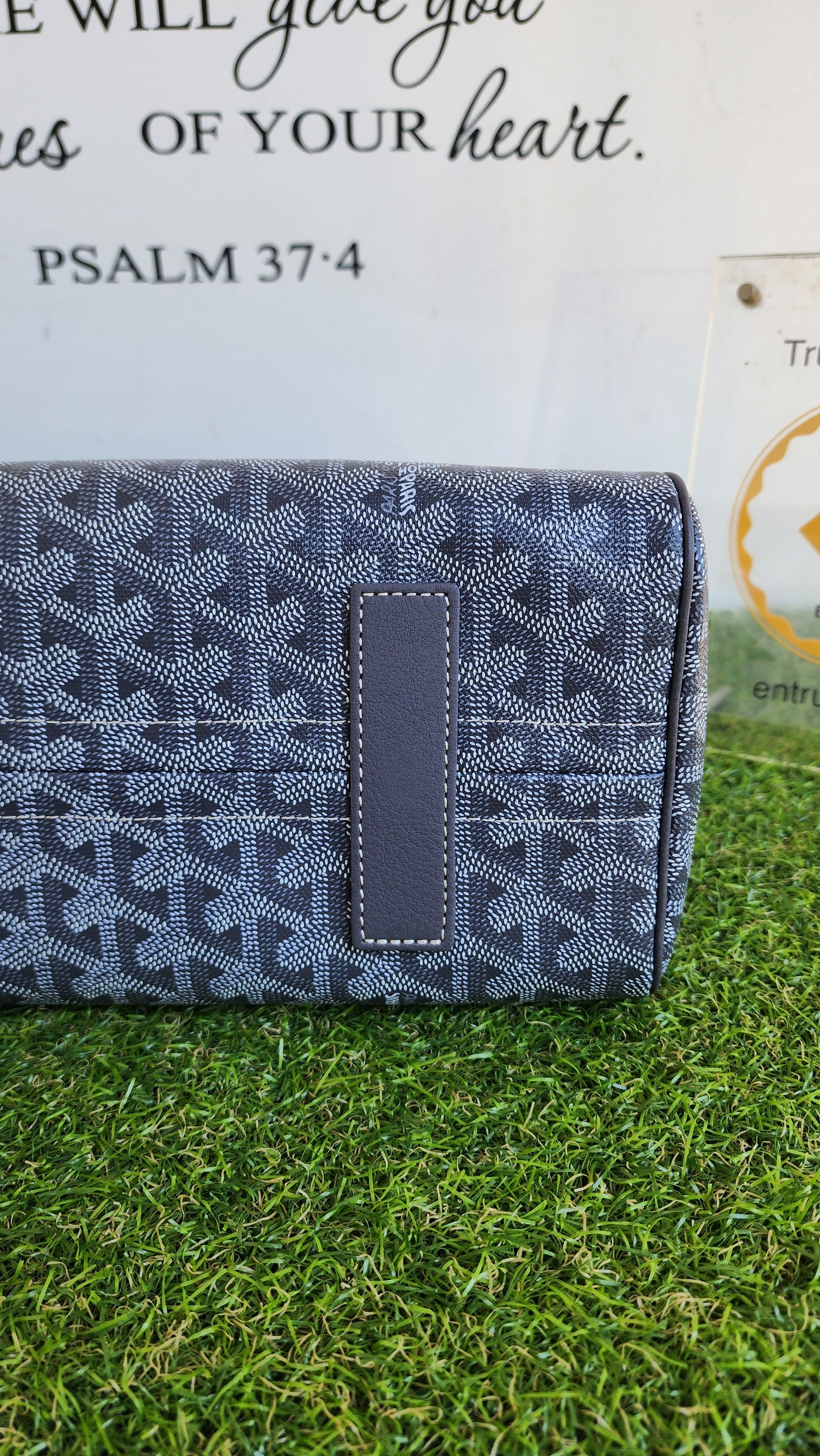 BRANDNEW GOYARD ROUETTE GRAY