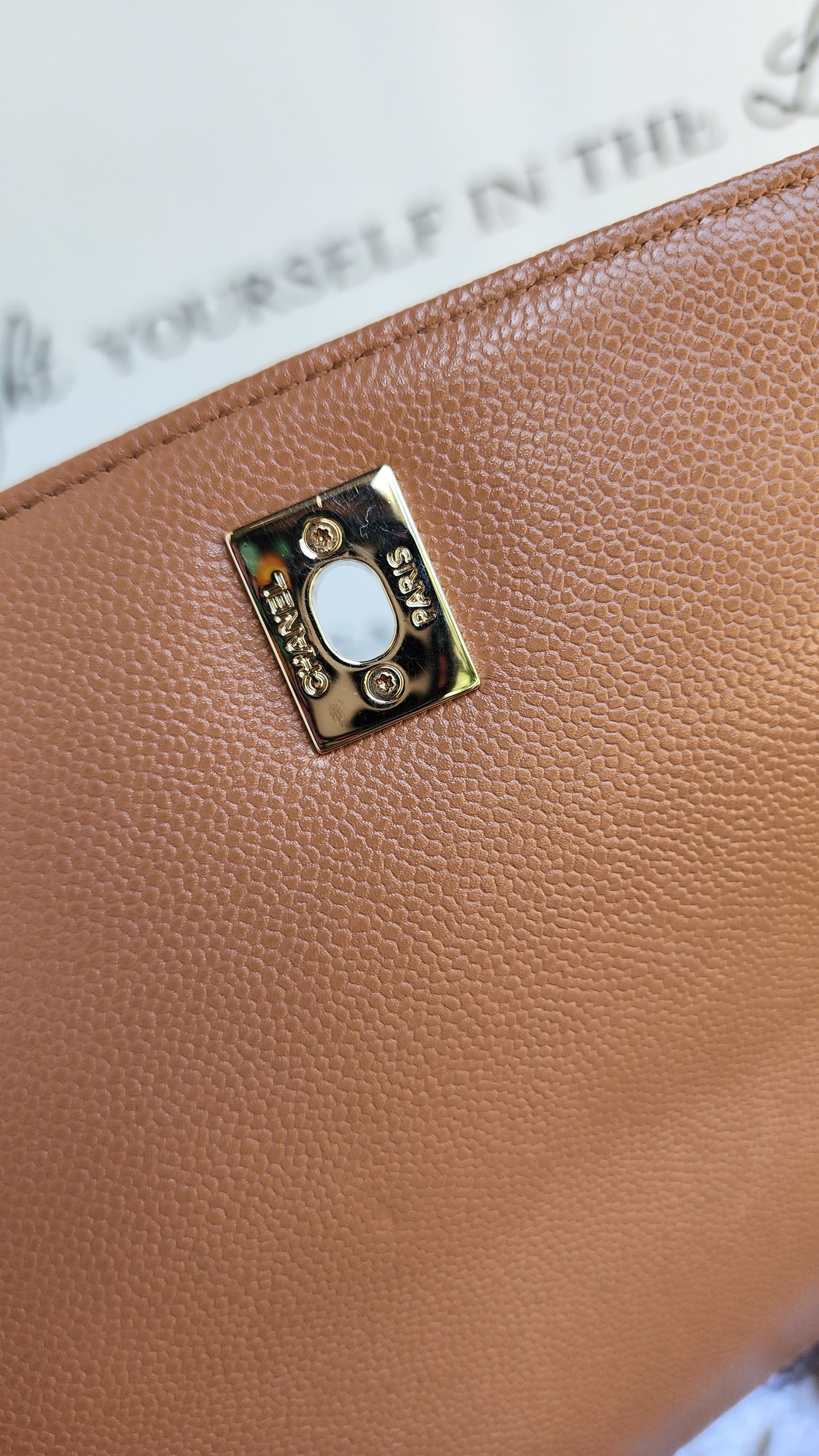 CHANEL MEDIUM BUSINESS AFFINITY CARAMEL BEIGE