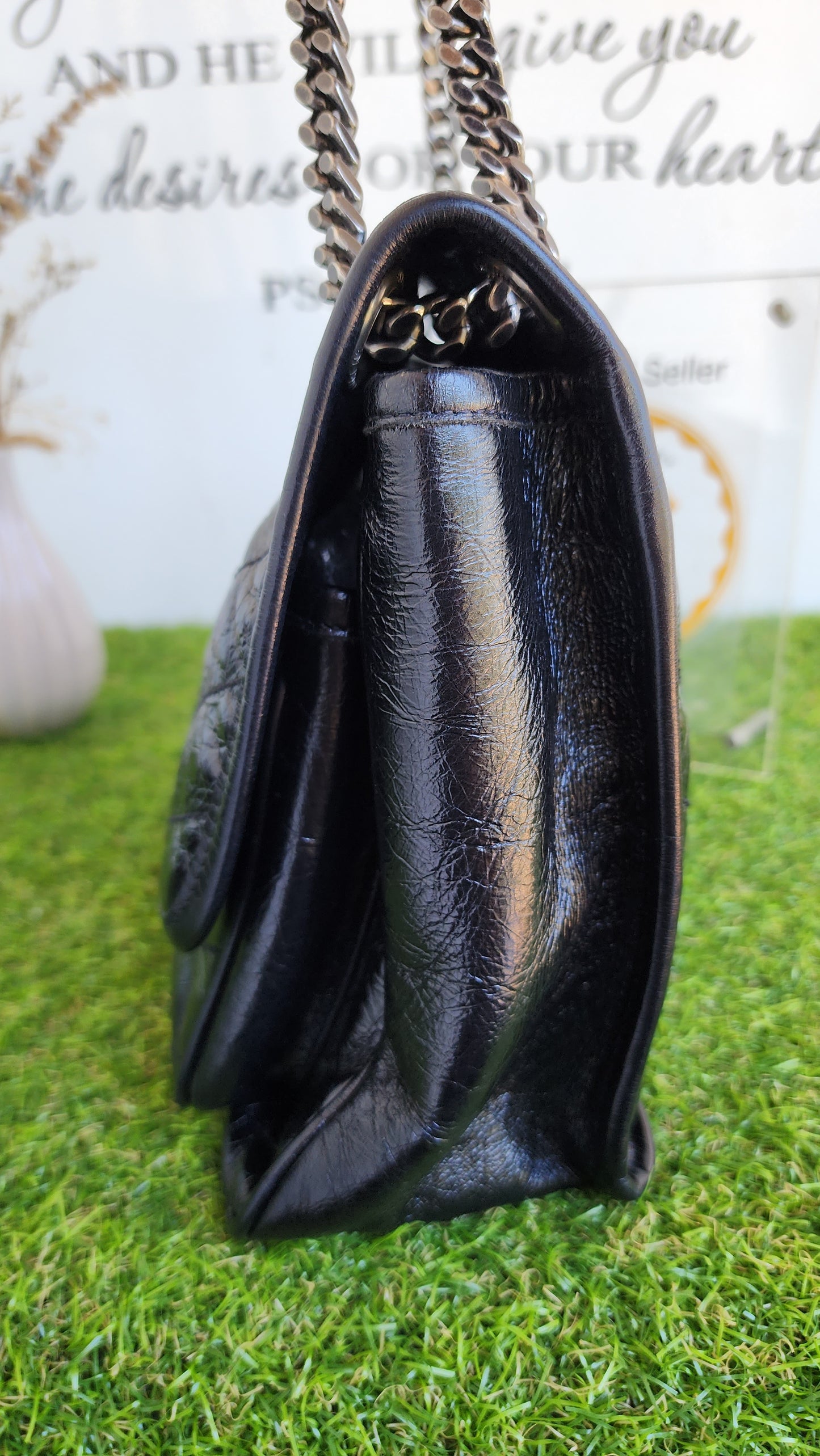 YSL NIKI MEDIUM BLACK