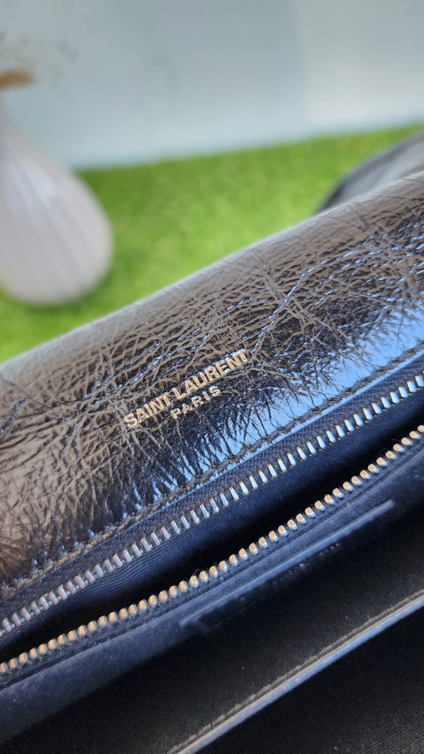 YSL NIKI MEDIUM BLACK