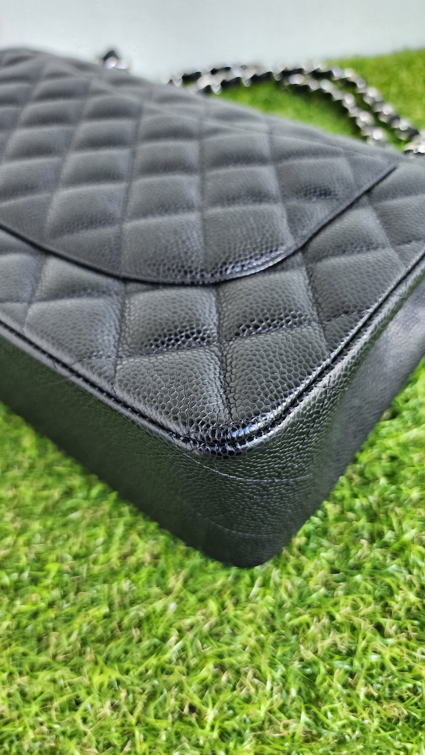 CHANEL JUMBO DOUBLE FLAP