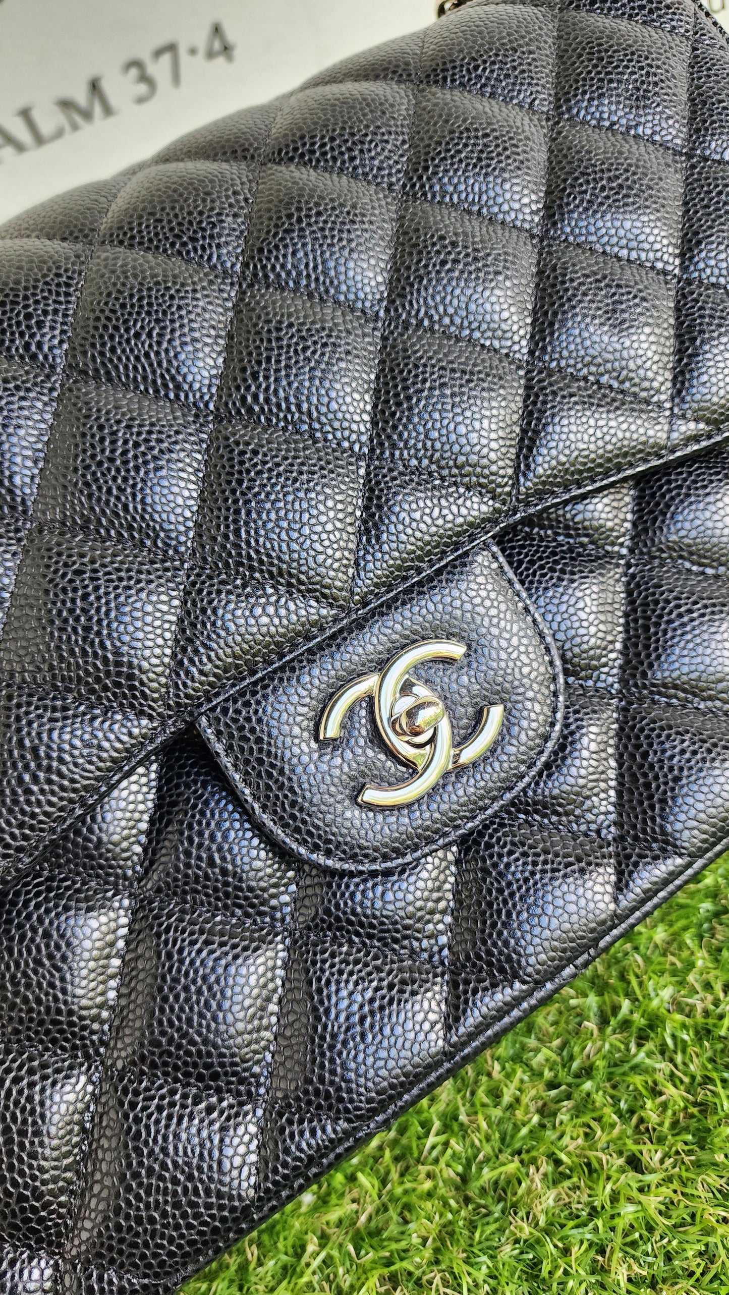 CHANEL JUMBO DOUBLE FLAP