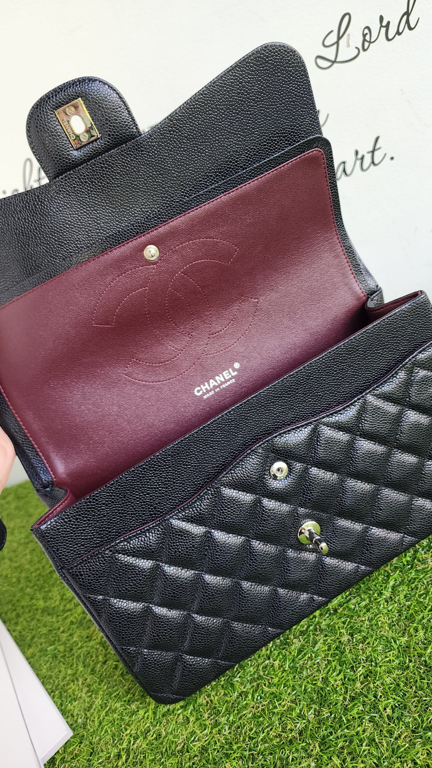 CHANEL JUMBO DOUBLE FLAP
