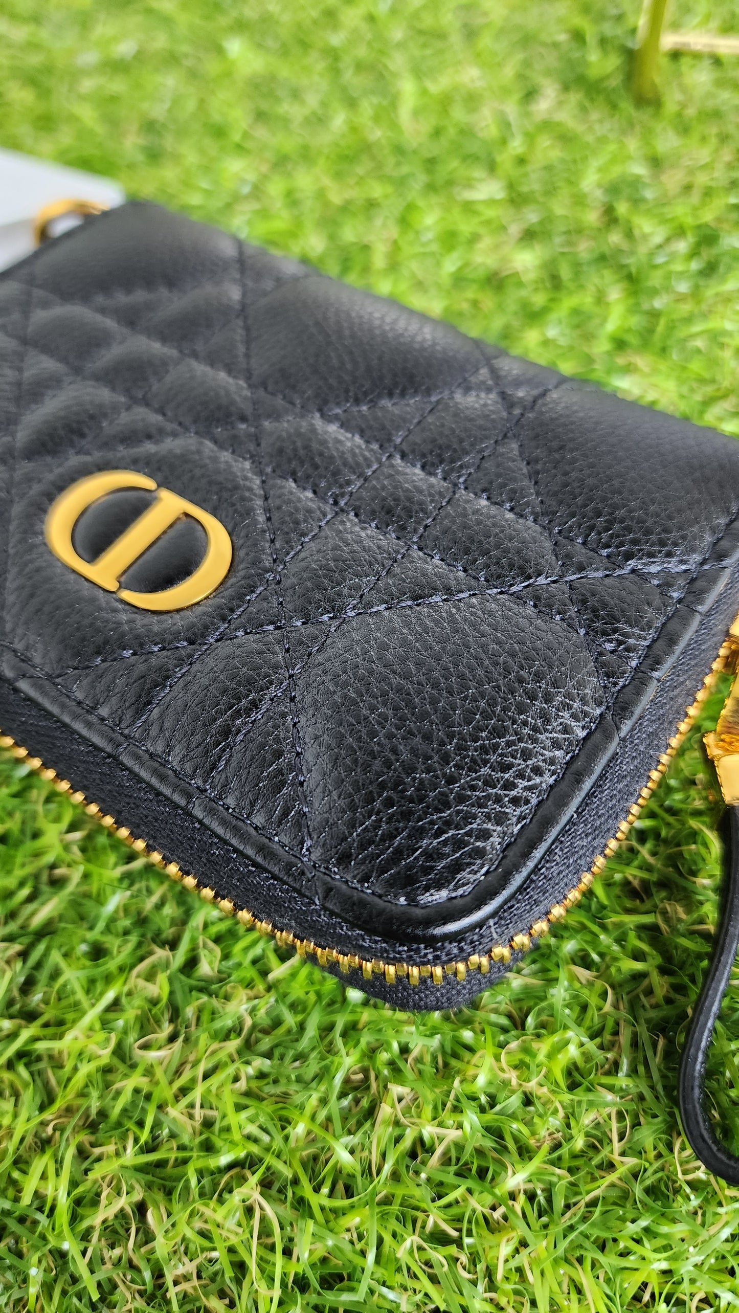 CHRISTIAN DIOR ZIPPY WALLET/ CARD HOLDER