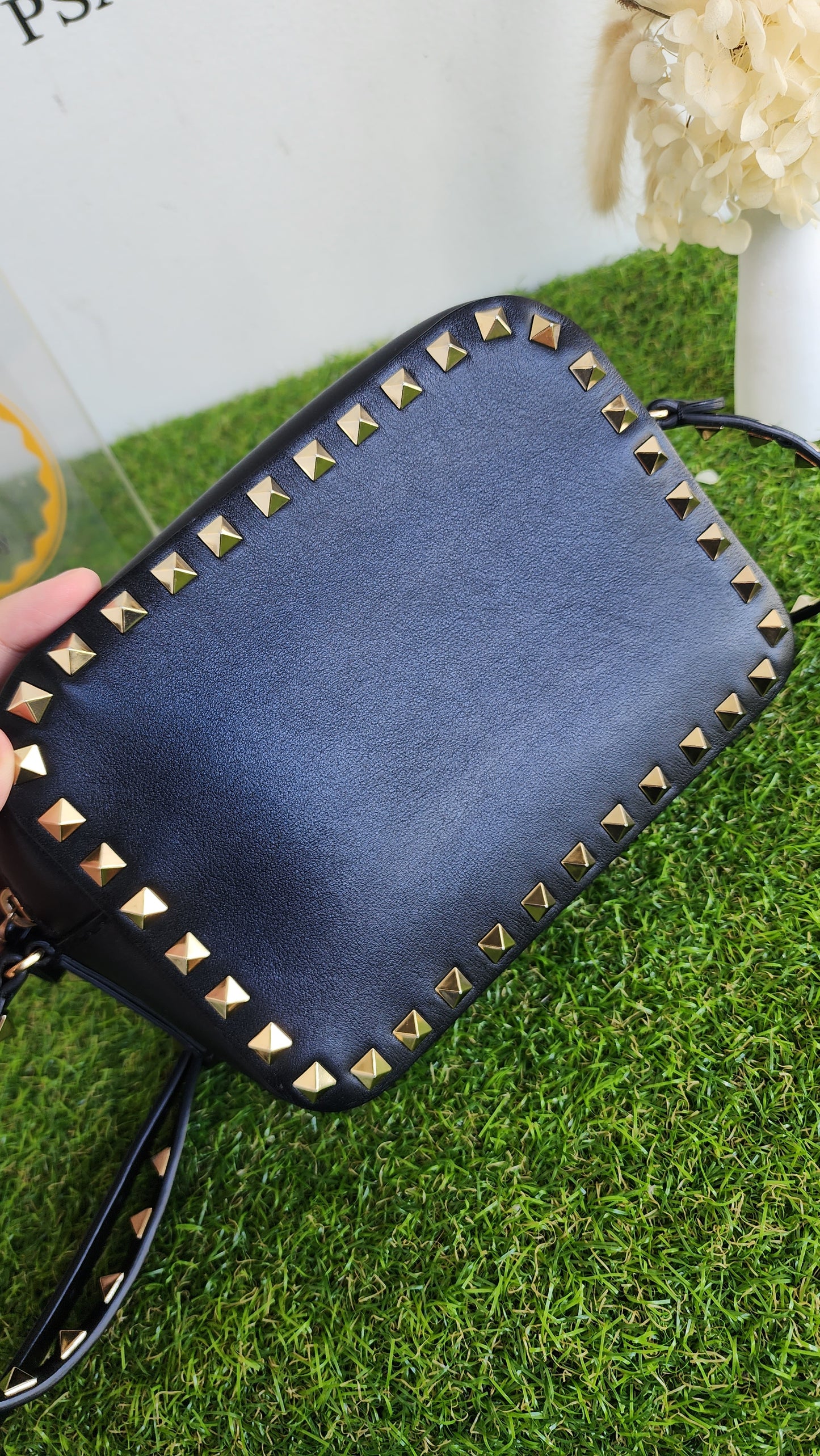 VALENTINO ROCKSTUD CAMERA BAG