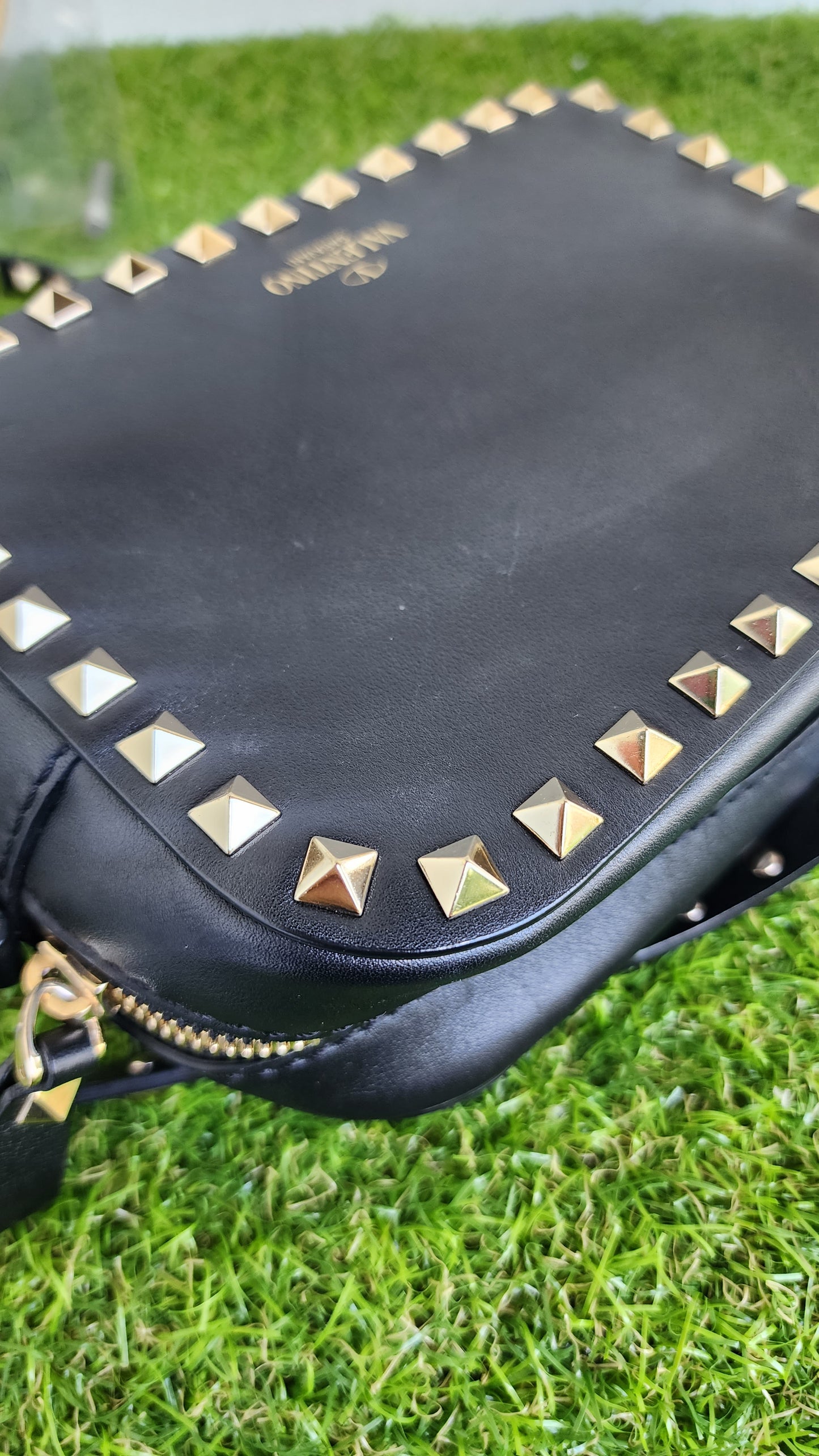 VALENTINO ROCKSTUD CAMERA BAG